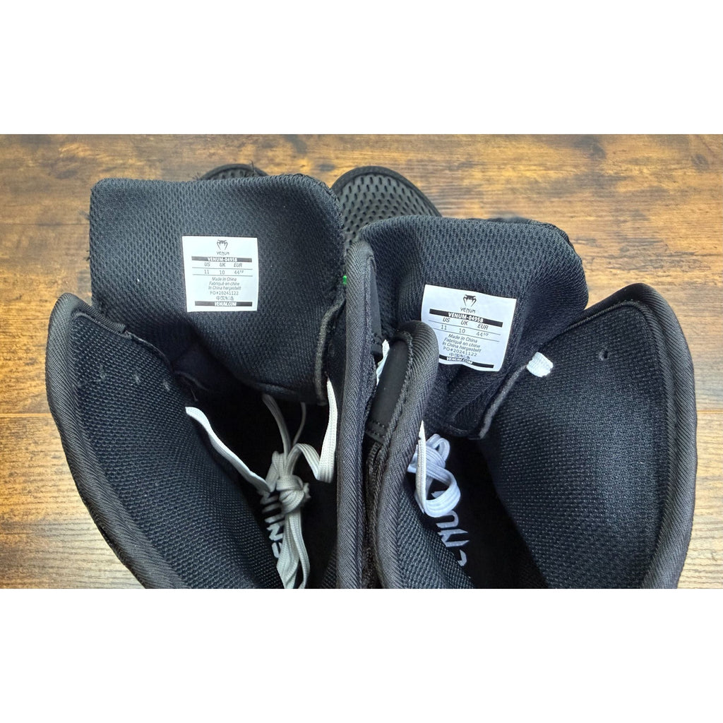 NEW open box Venum Contender Boxing Shoes Black & White High-Top Lace-Up size 11