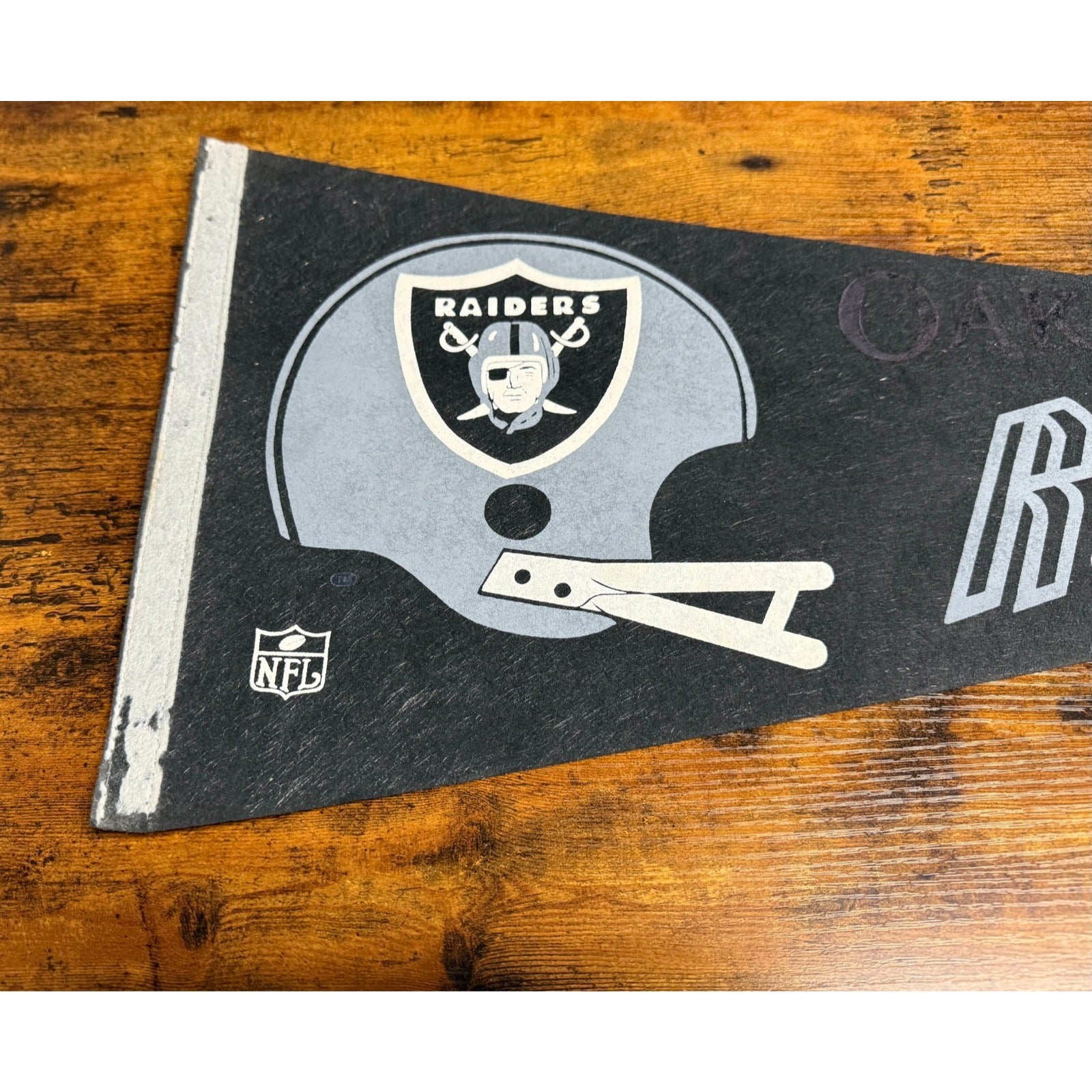Vintage NFL Oakland Raiders pennant