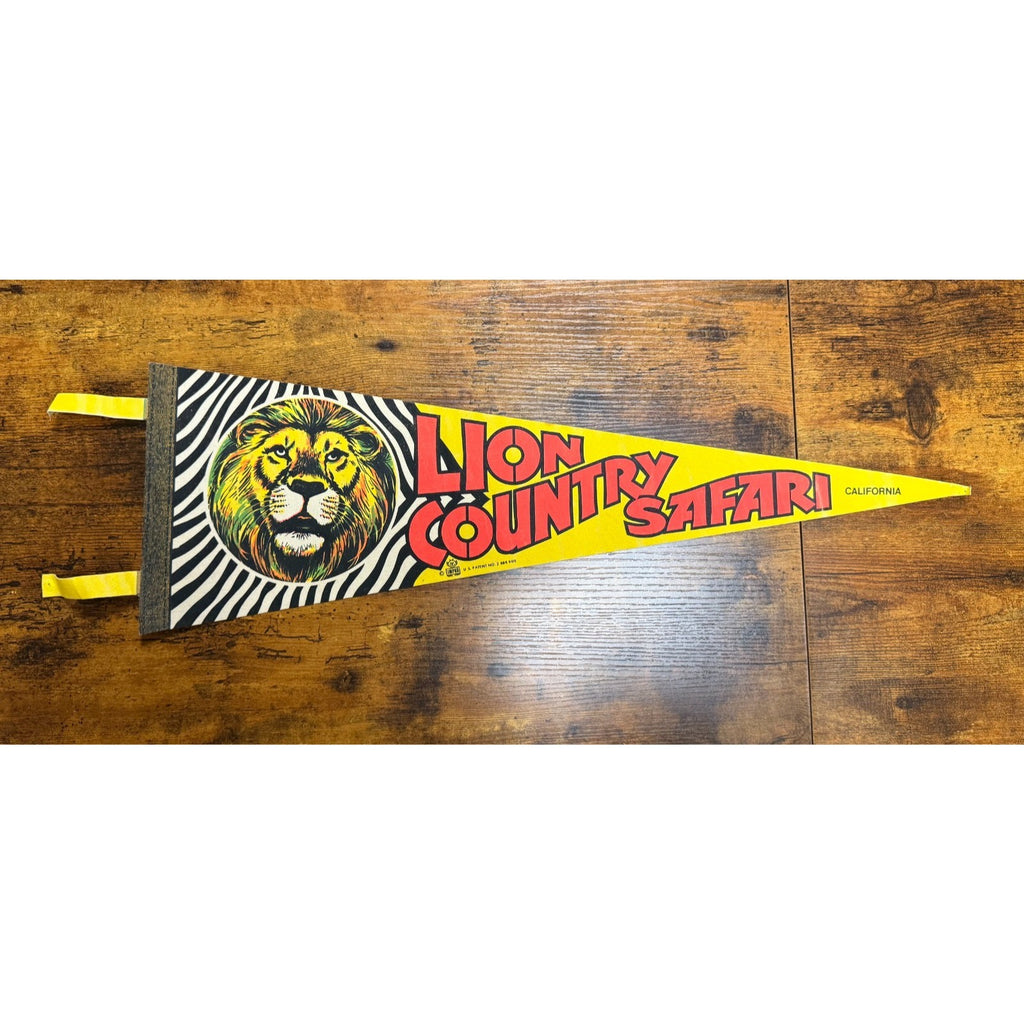 Vintage Lion Country Safari California pennant