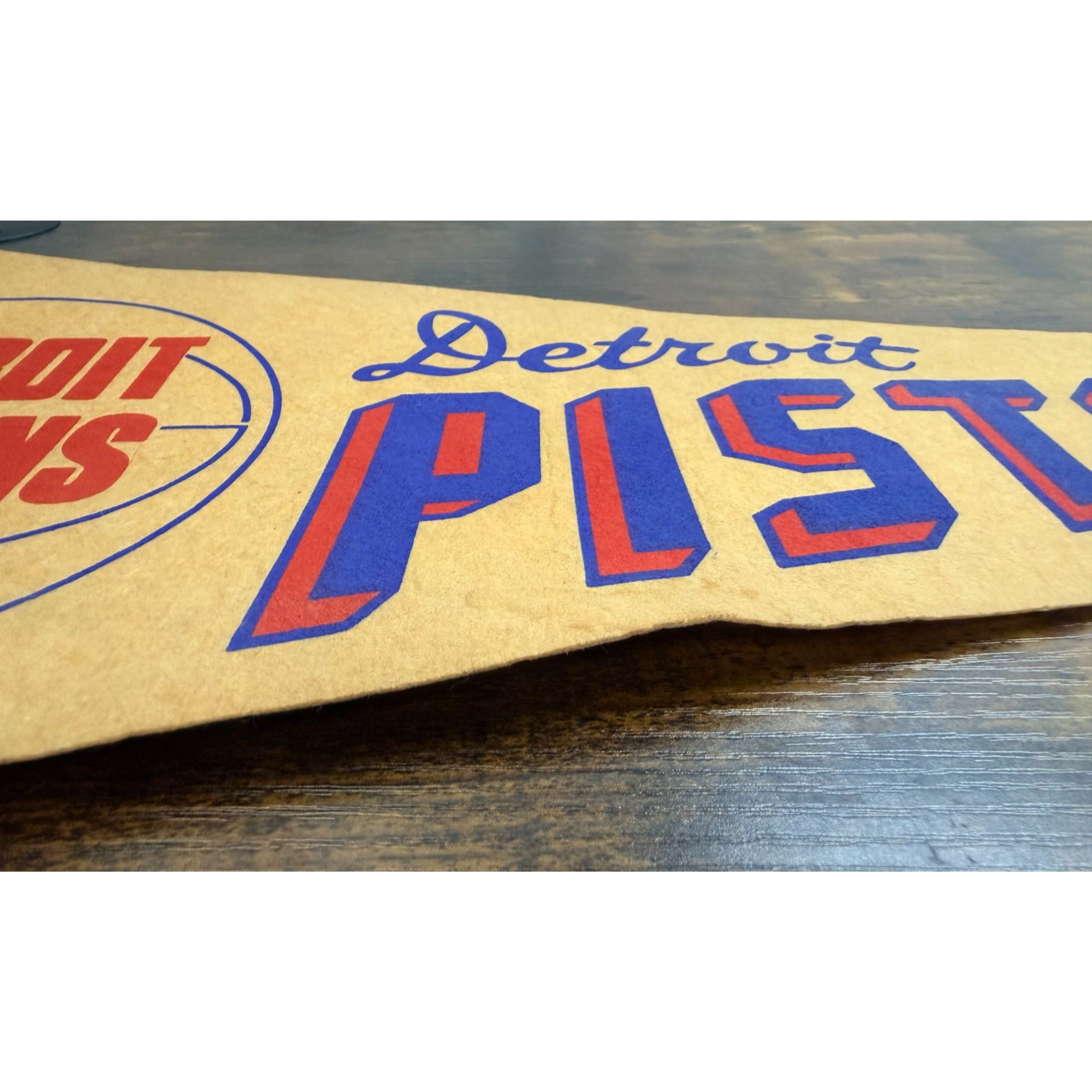 Vintage Detroit Pistons NBA Vintage Felt Pennant aged