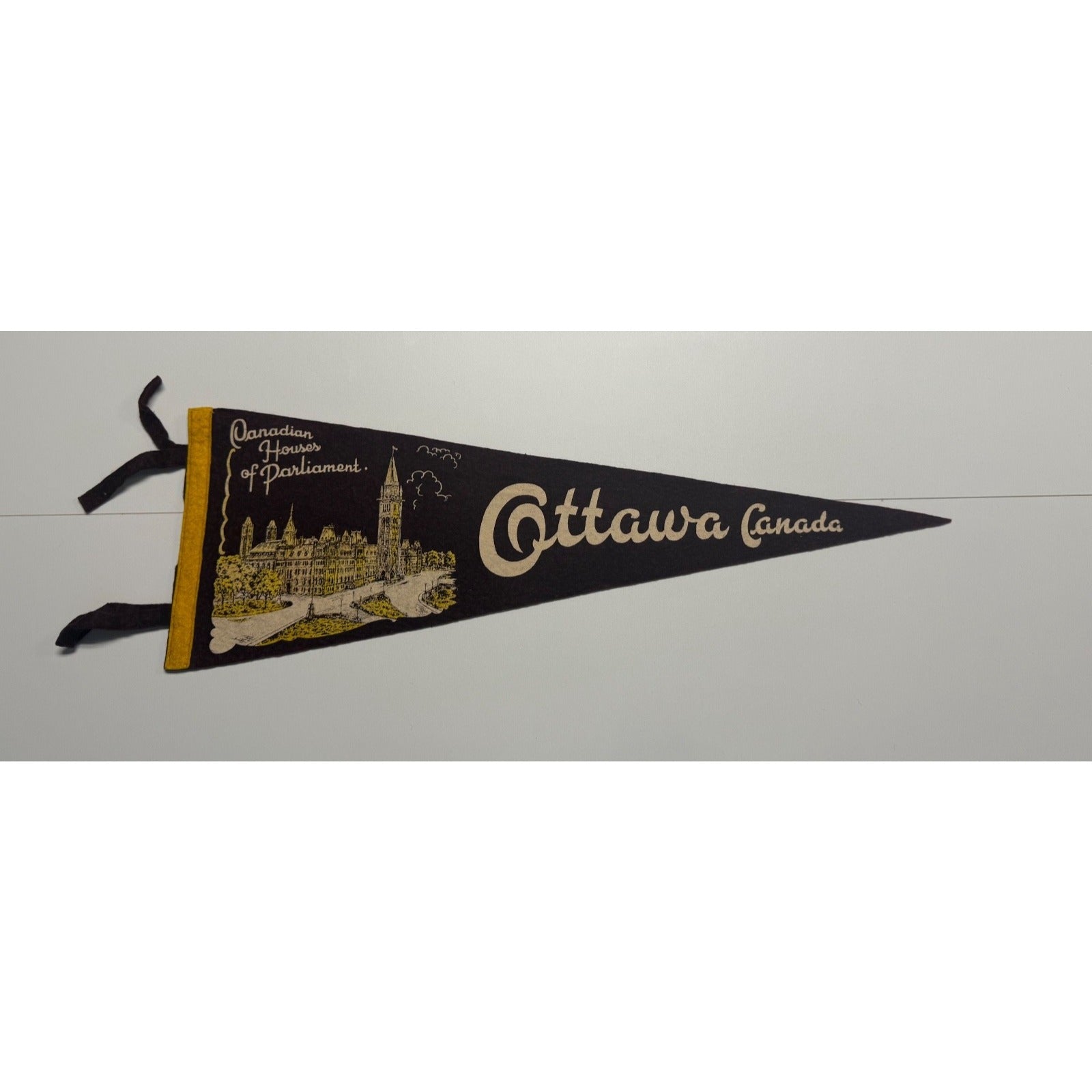 Vtg 1930-40’s Felt Pennant Canadian House of Parliament Ottawa