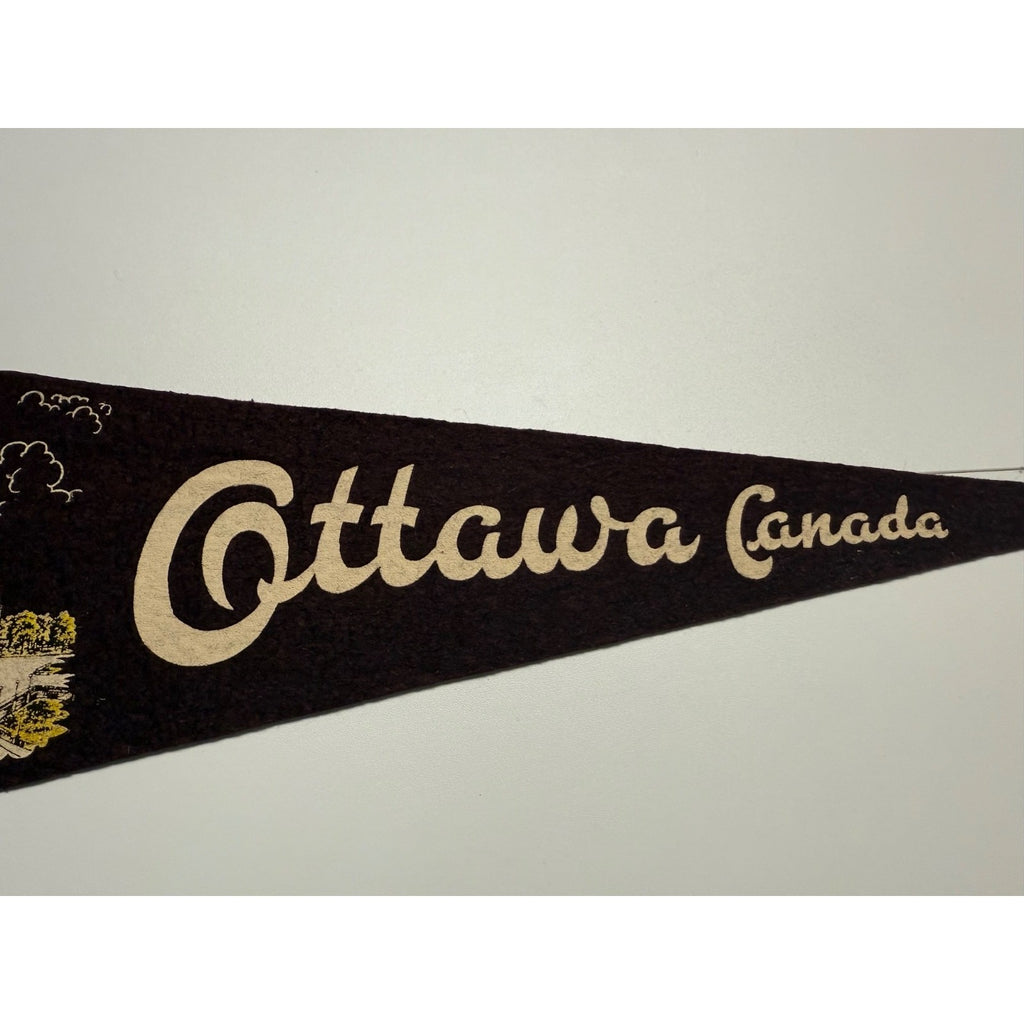 Vtg 1930-40’s Felt Pennant Canadian House of Parliament Ottawa