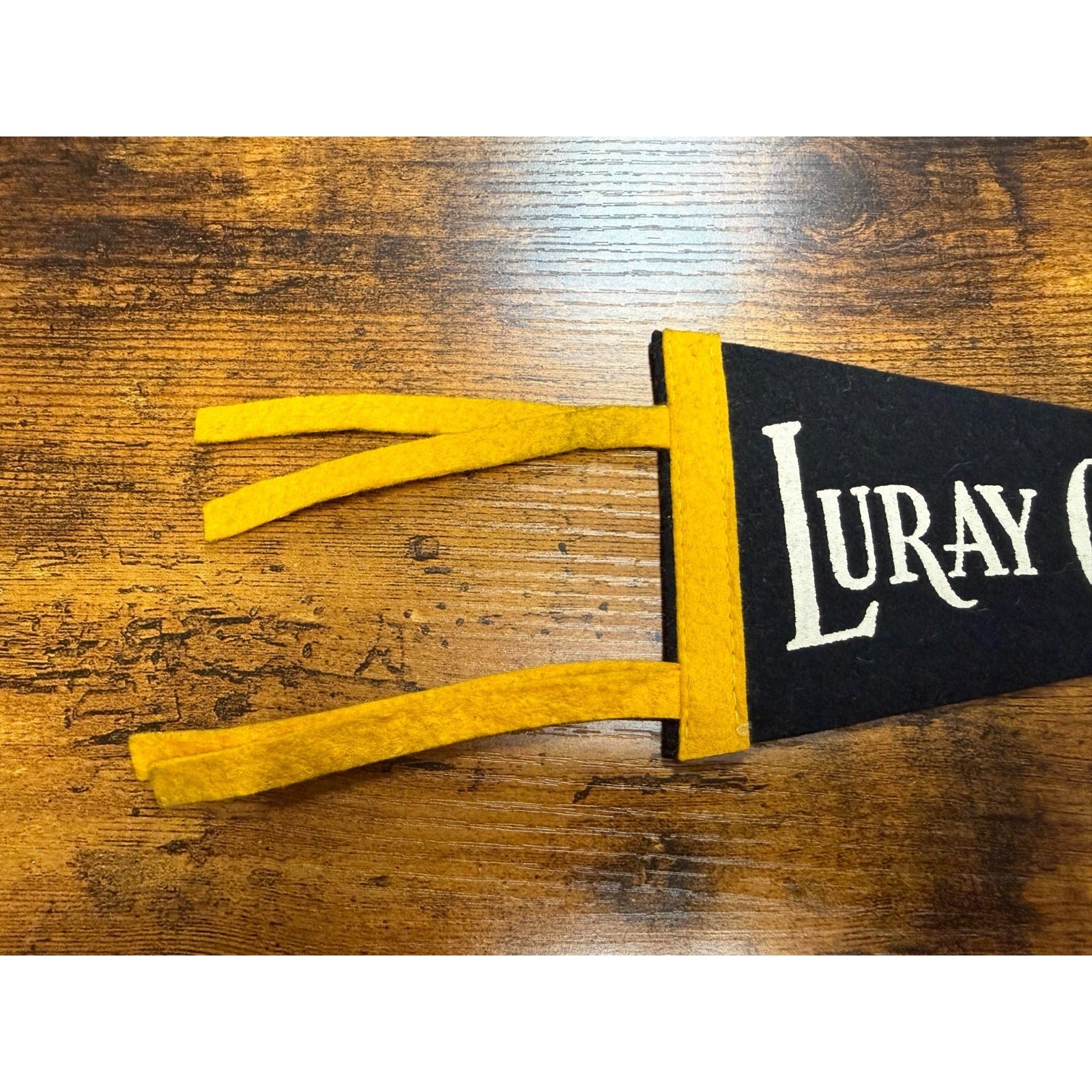 Vintage Luray Caverns, Va mini pennant