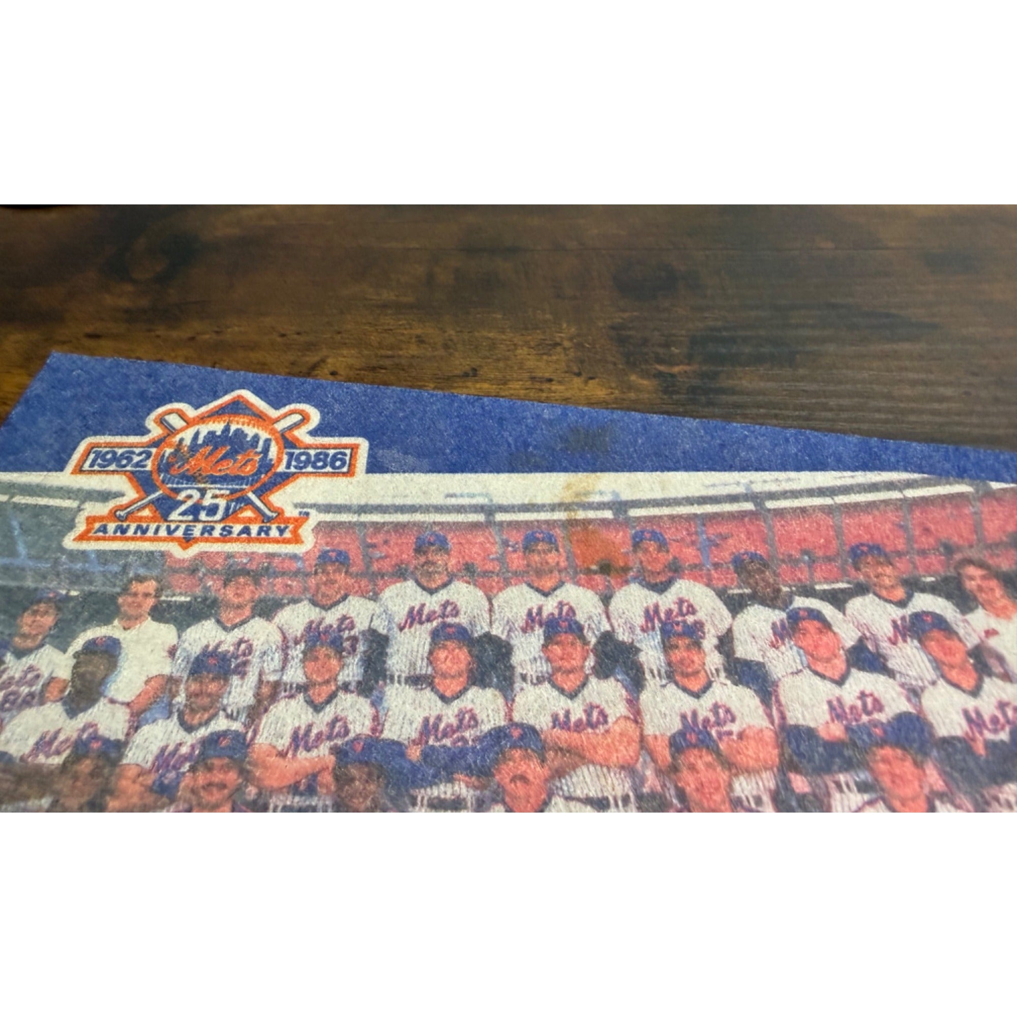New York Mets 25th Anniversary Pennant Fever Vintage Team Photo 24 inches