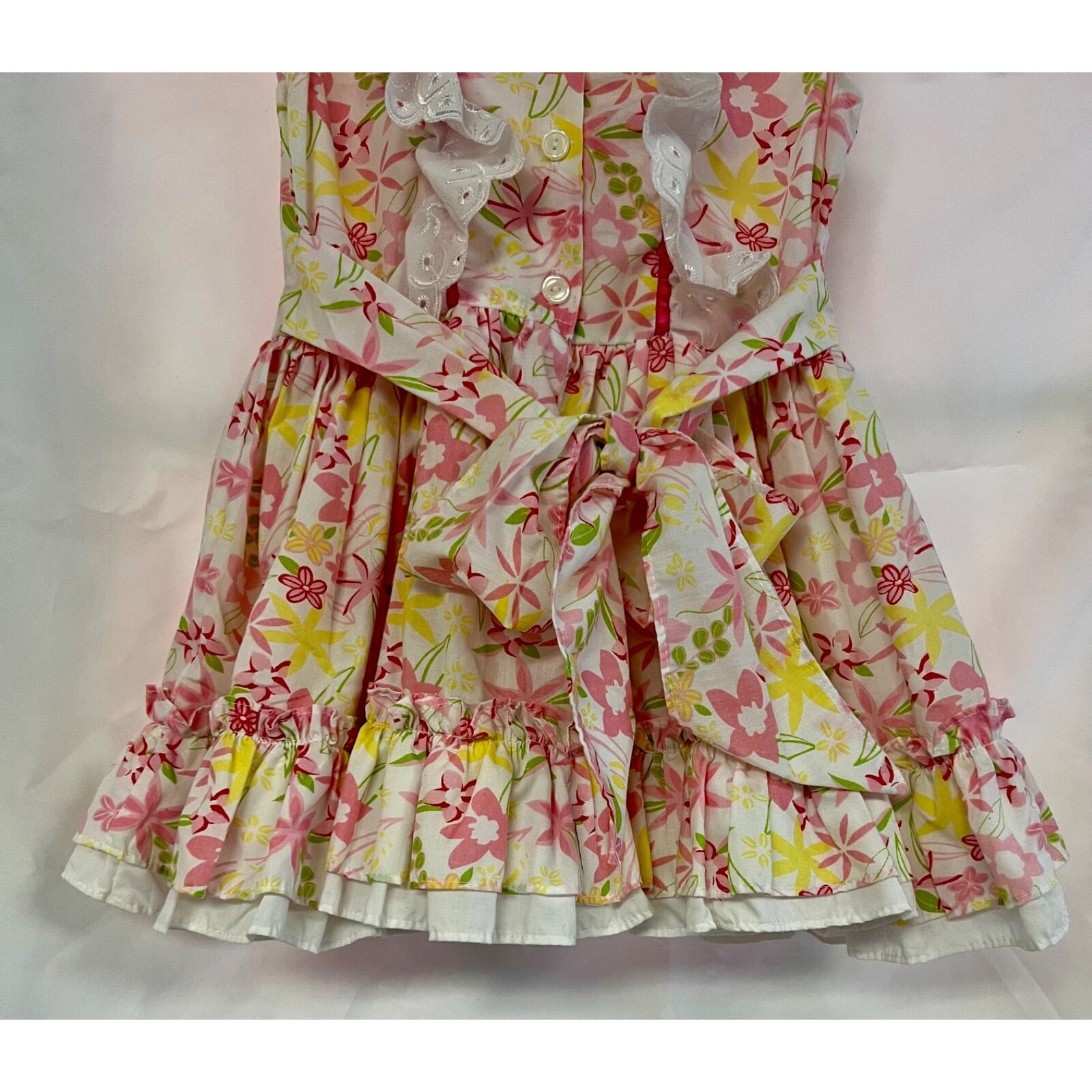 Girl's floral dress with ruffles and tulle skirt lining size 4