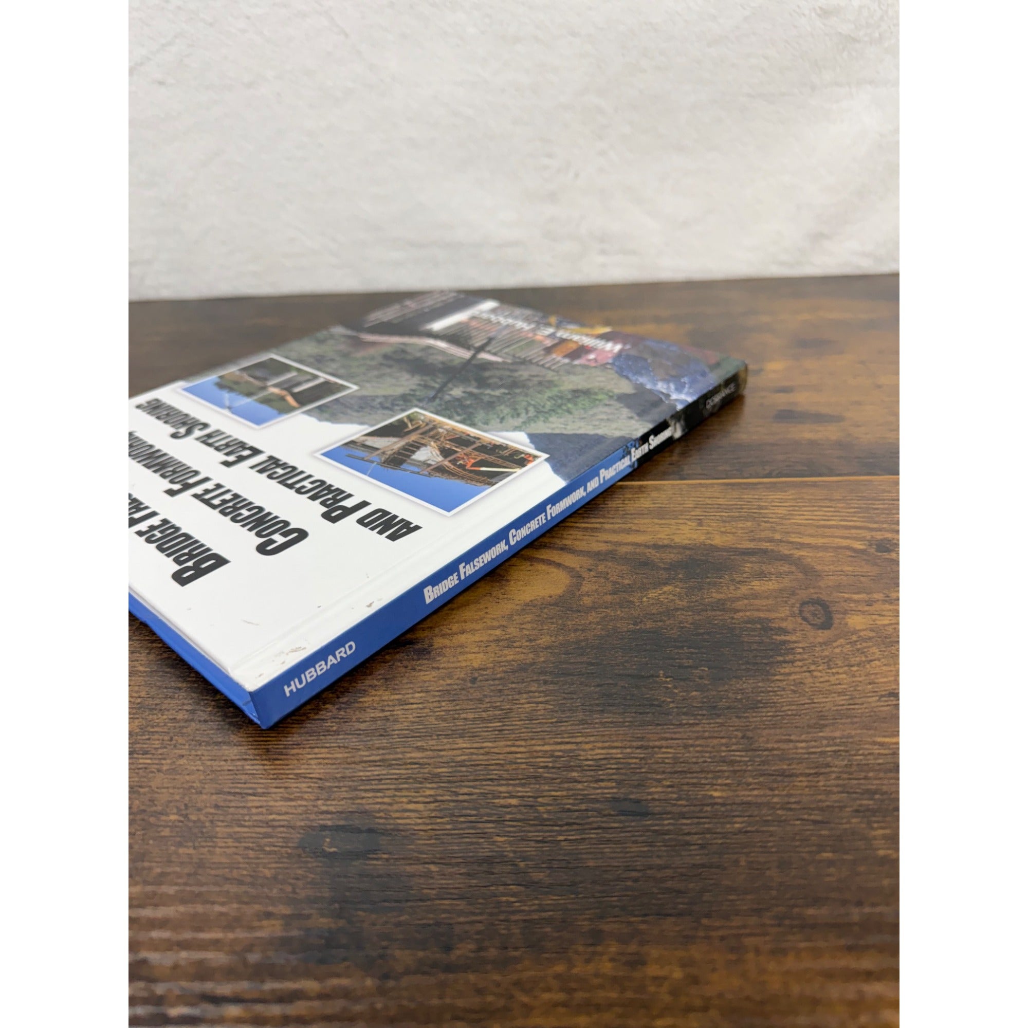 Bridge Falsework Concrete Formwork And Practical Earth Shoring Hardcover