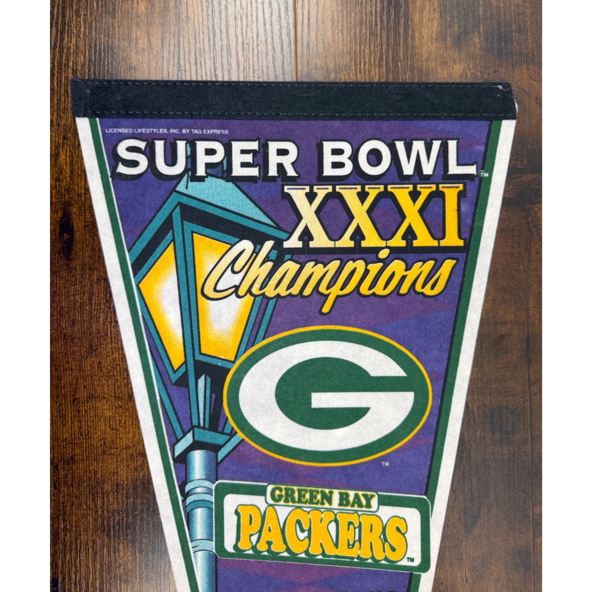 Super Bowl XXXI Green Bay Packers Champions Pennant 1997 New Orleans Superdome