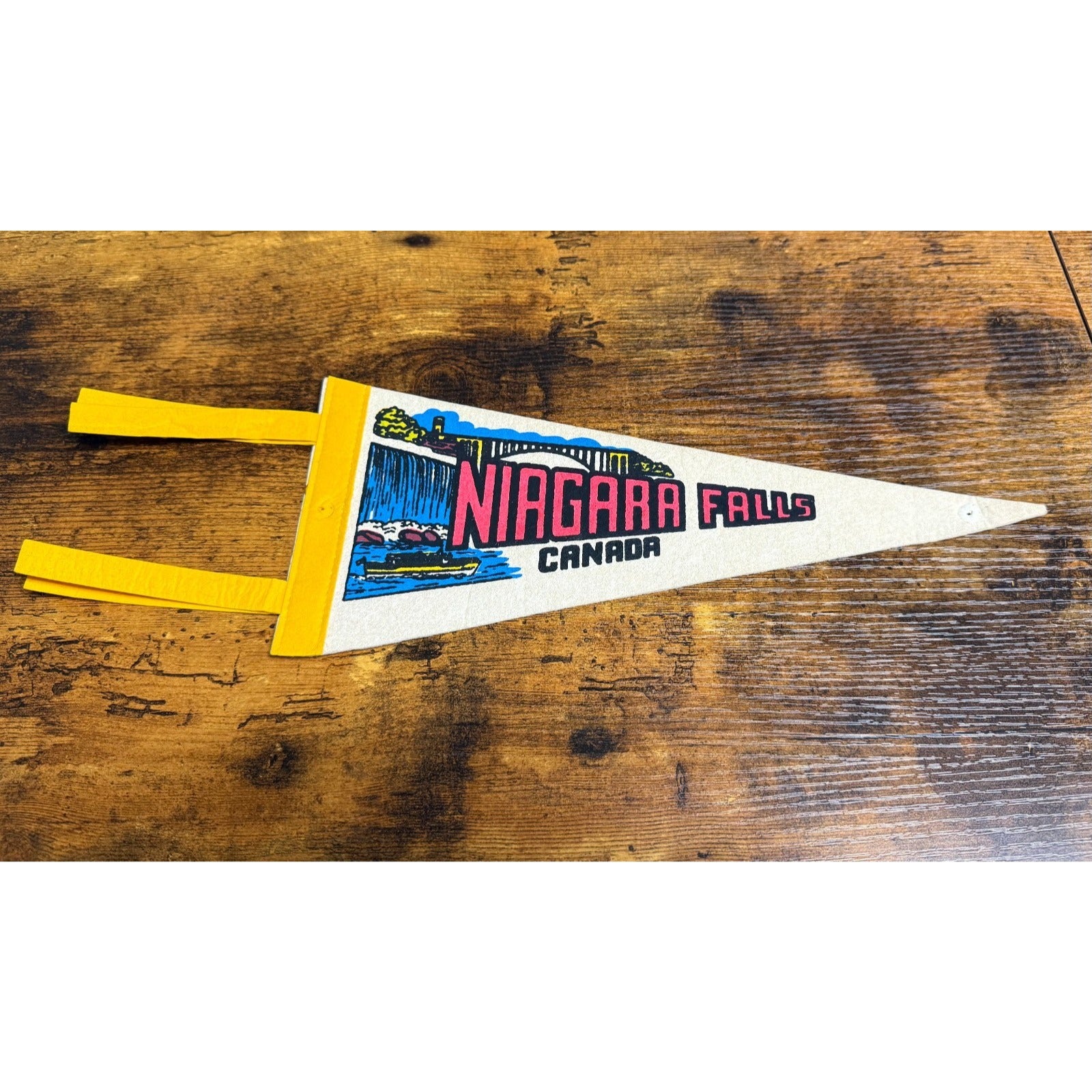 Vintage Niagara Falls, Canada pennant