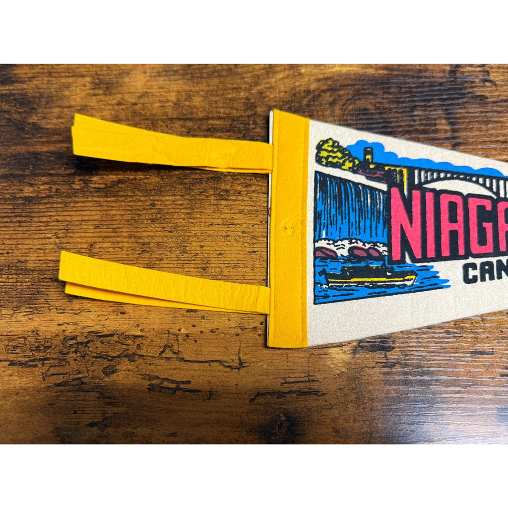 Vintage Niagara Falls, Canada pennant