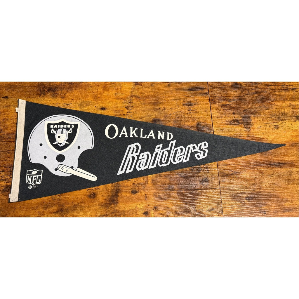 Vintage NFL Oakland Raiders pennant single bar helmet