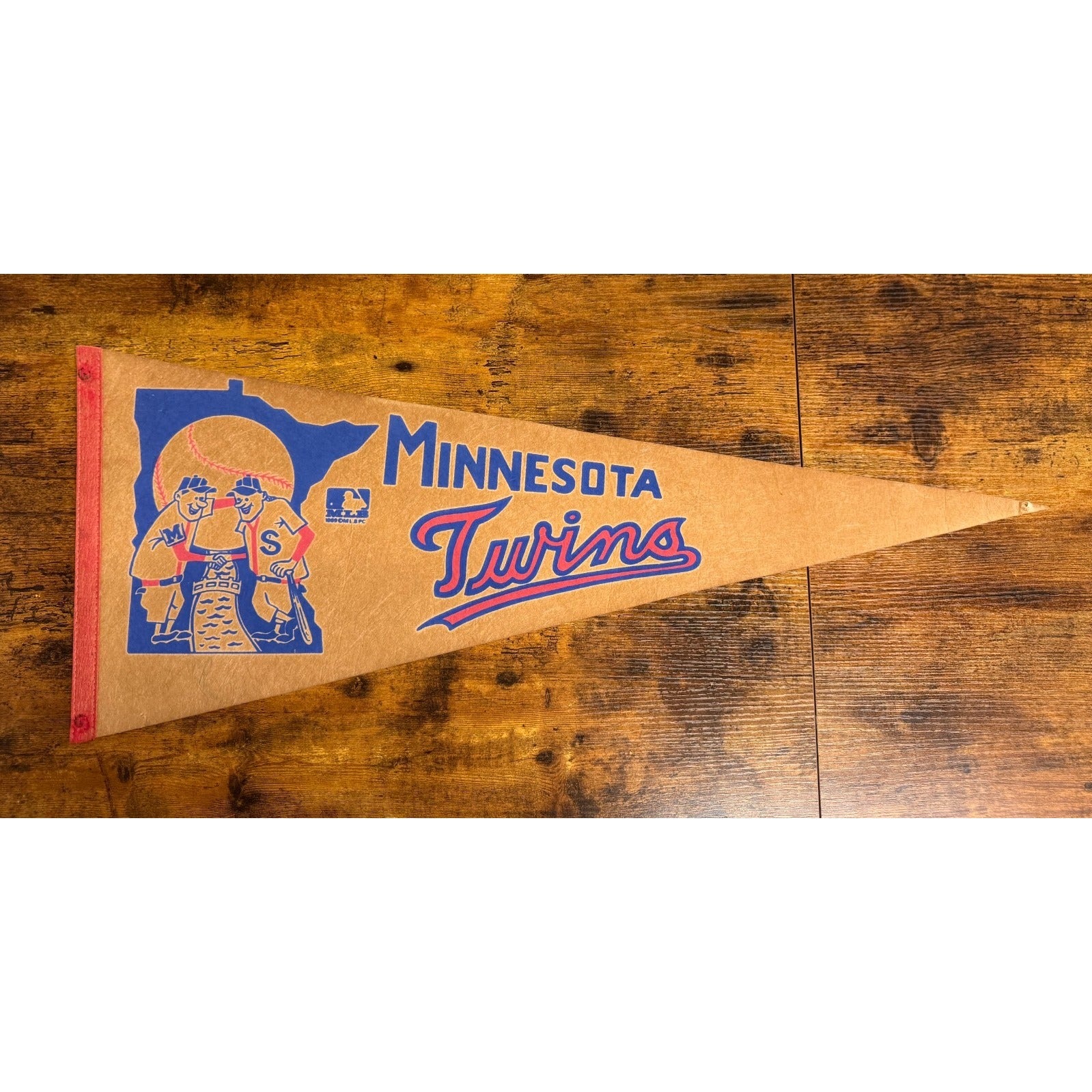 Vintage 1969 MLB Minnesota Twins pennant