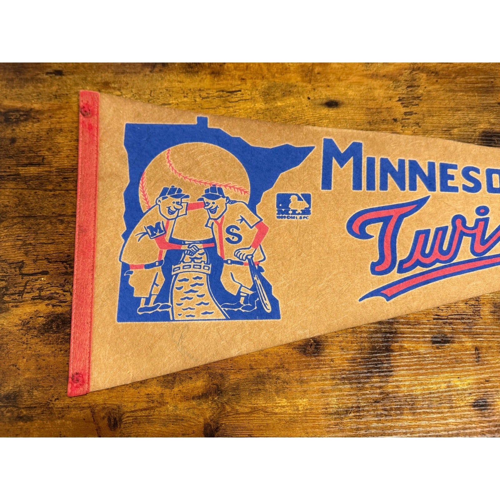 Vintage 1969 MLB Minnesota Twins pennant