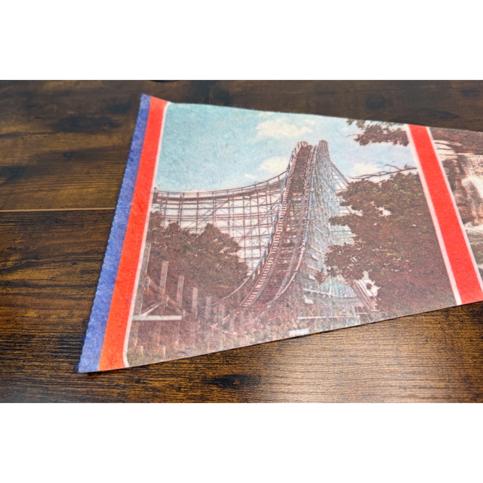 Vintage Six Flags Over Mid-America St. Louis, MO Pennant