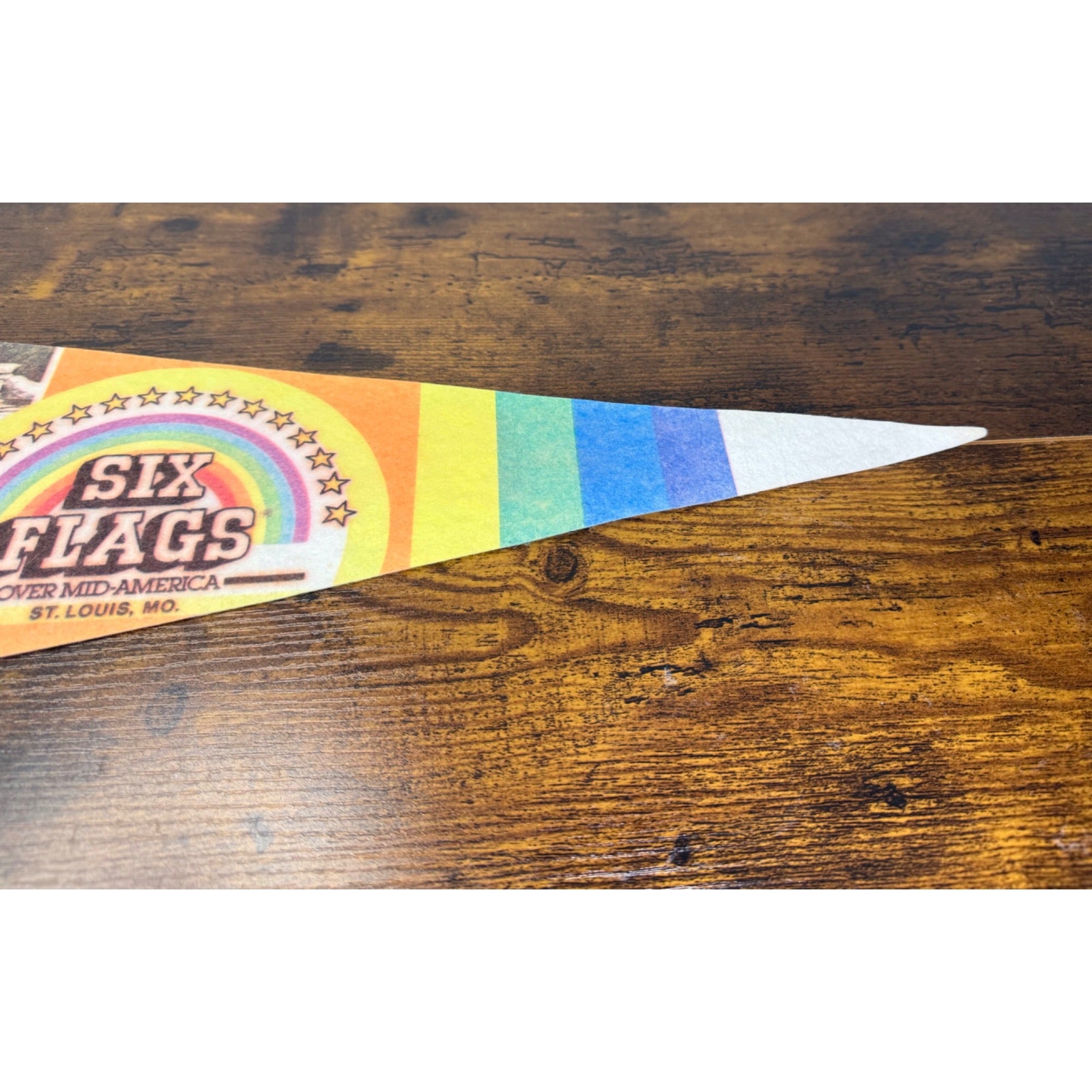 Vintage Six Flags Over Mid-America St. Louis, MO Pennant