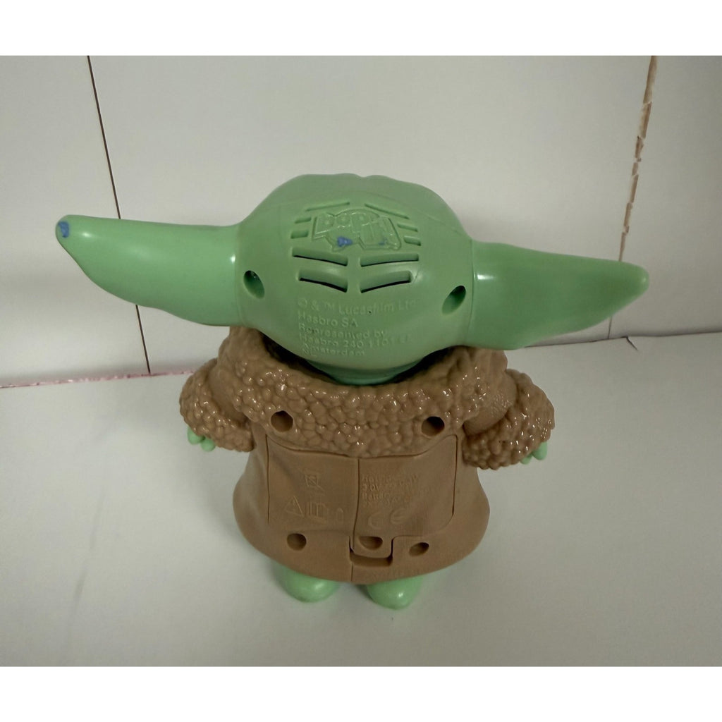 Bop It! Star Wars Mandalorian The Child Grogu Baby Yoda Figure Toy Game Works 5"