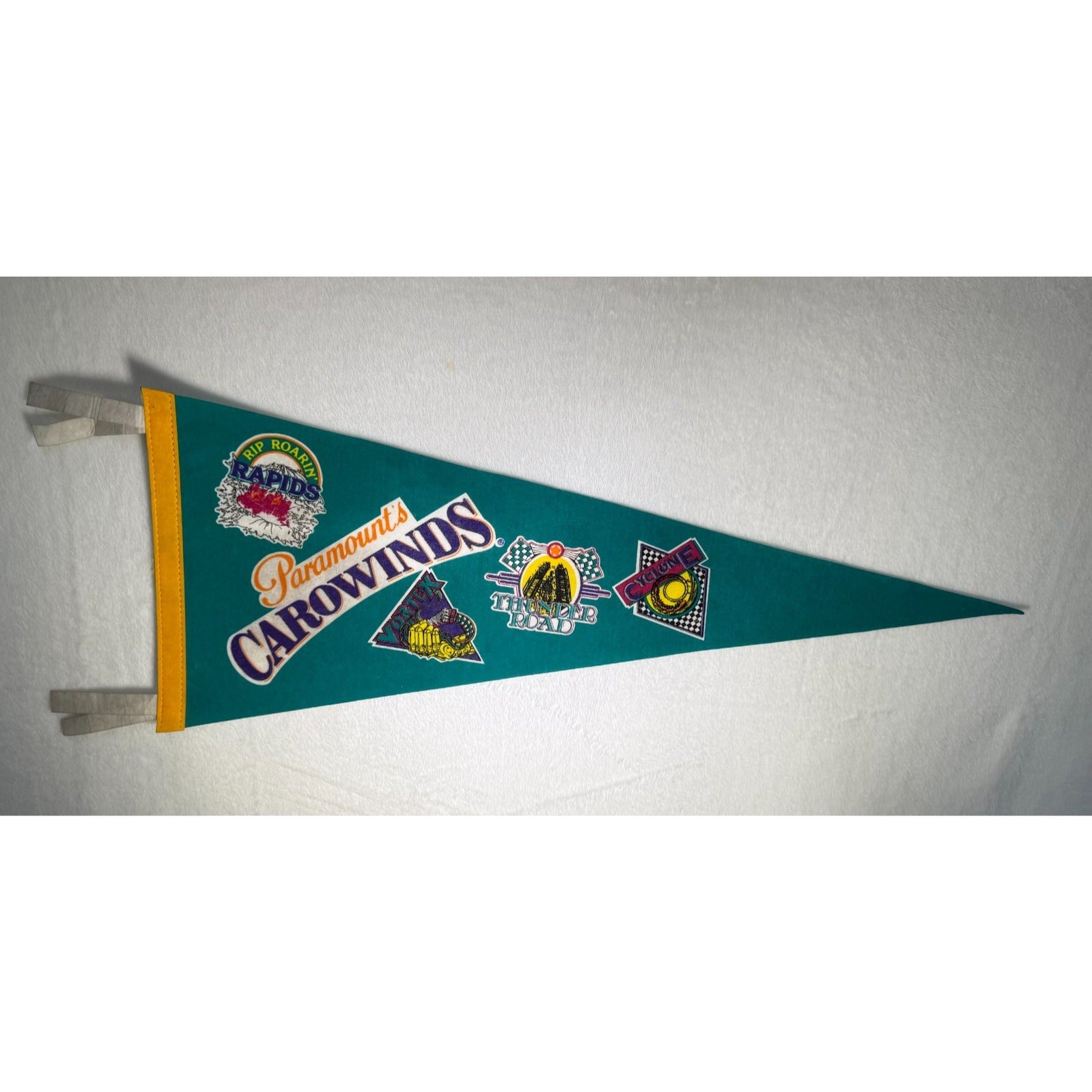 Vintage Paramounts Carowinds pennant