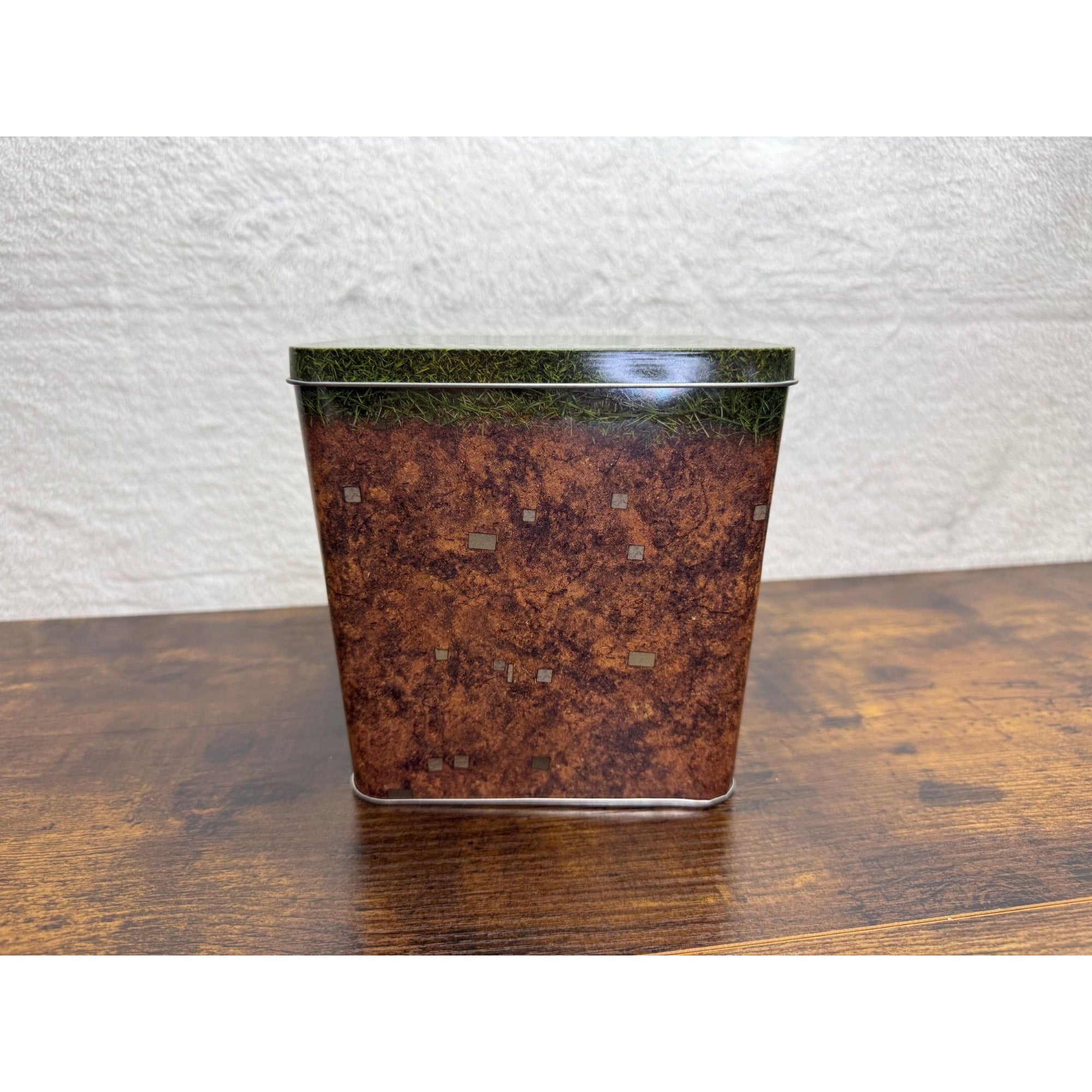 New Minecraft Movie AMC Exclusive Square Tin Box With Grass Block Design