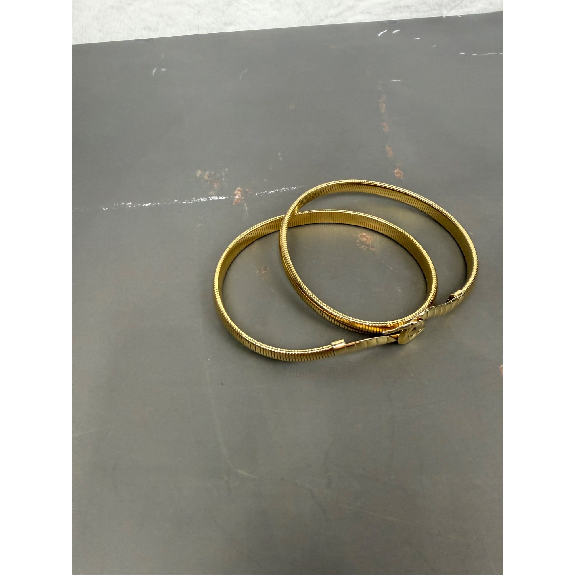 Gold-Tone hook Design Wrap Belt With Textured Clasp Closure