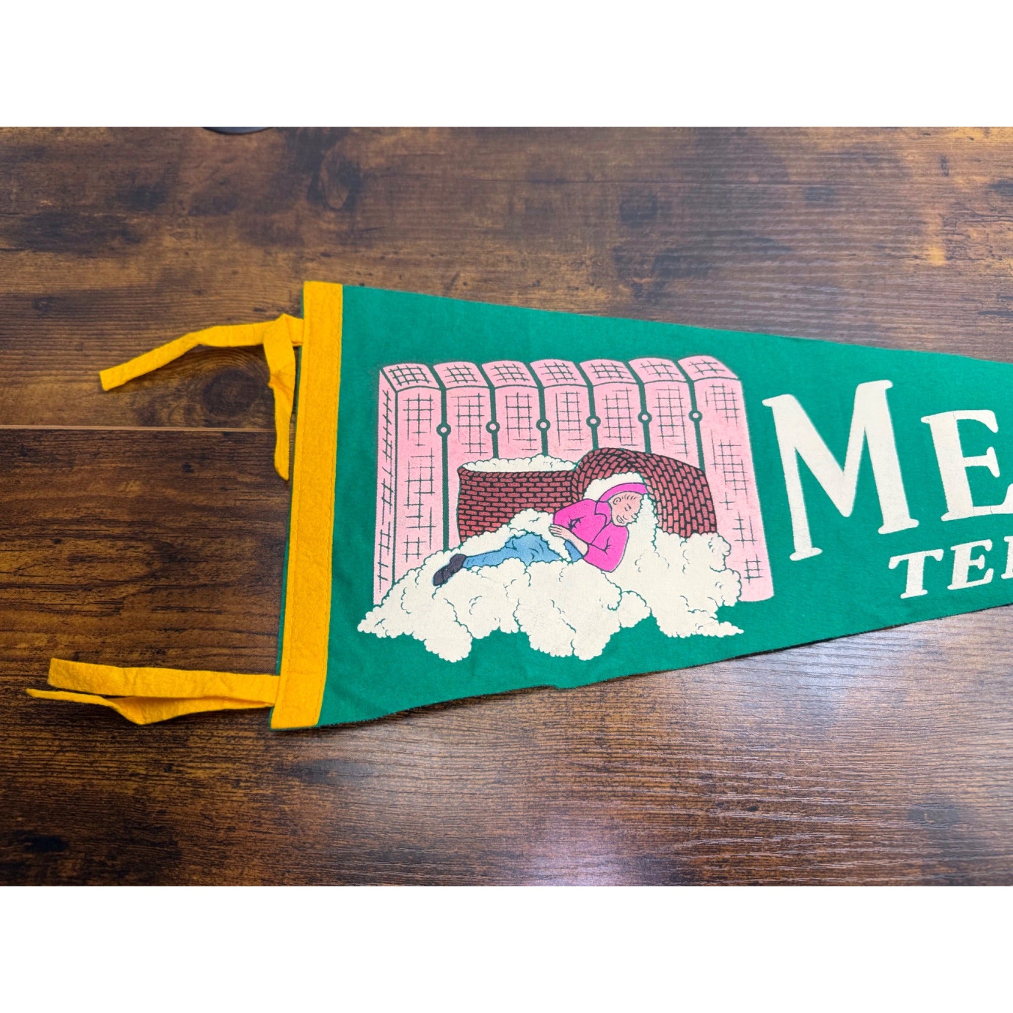 Vintage Memphis Tennessee Souvenir Felt Pennant With Cotton Picker 27 inches