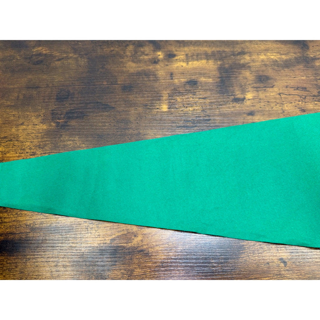 Vintage Memphis Tennessee Souvenir Felt Pennant With Cotton Picker 27 inches