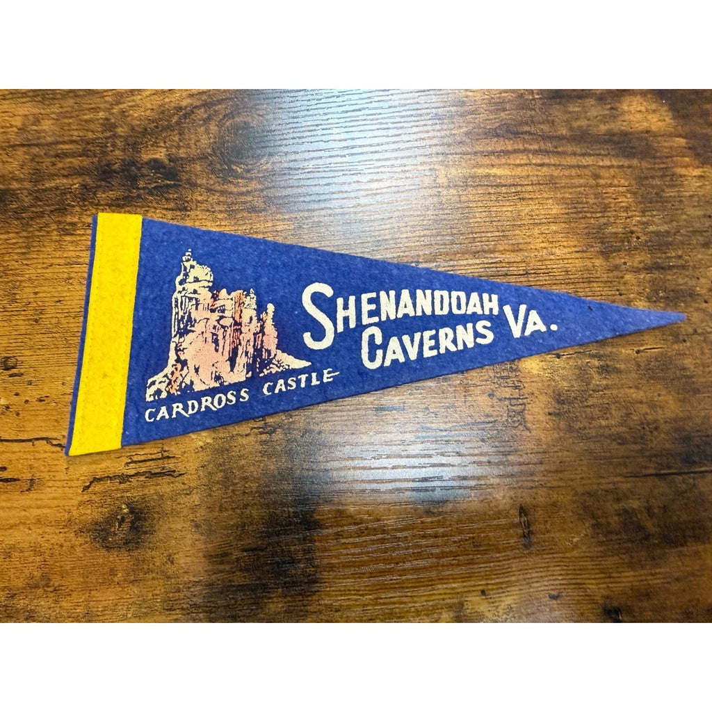 Vintage Shenandoah Caverns, Va mini pennant