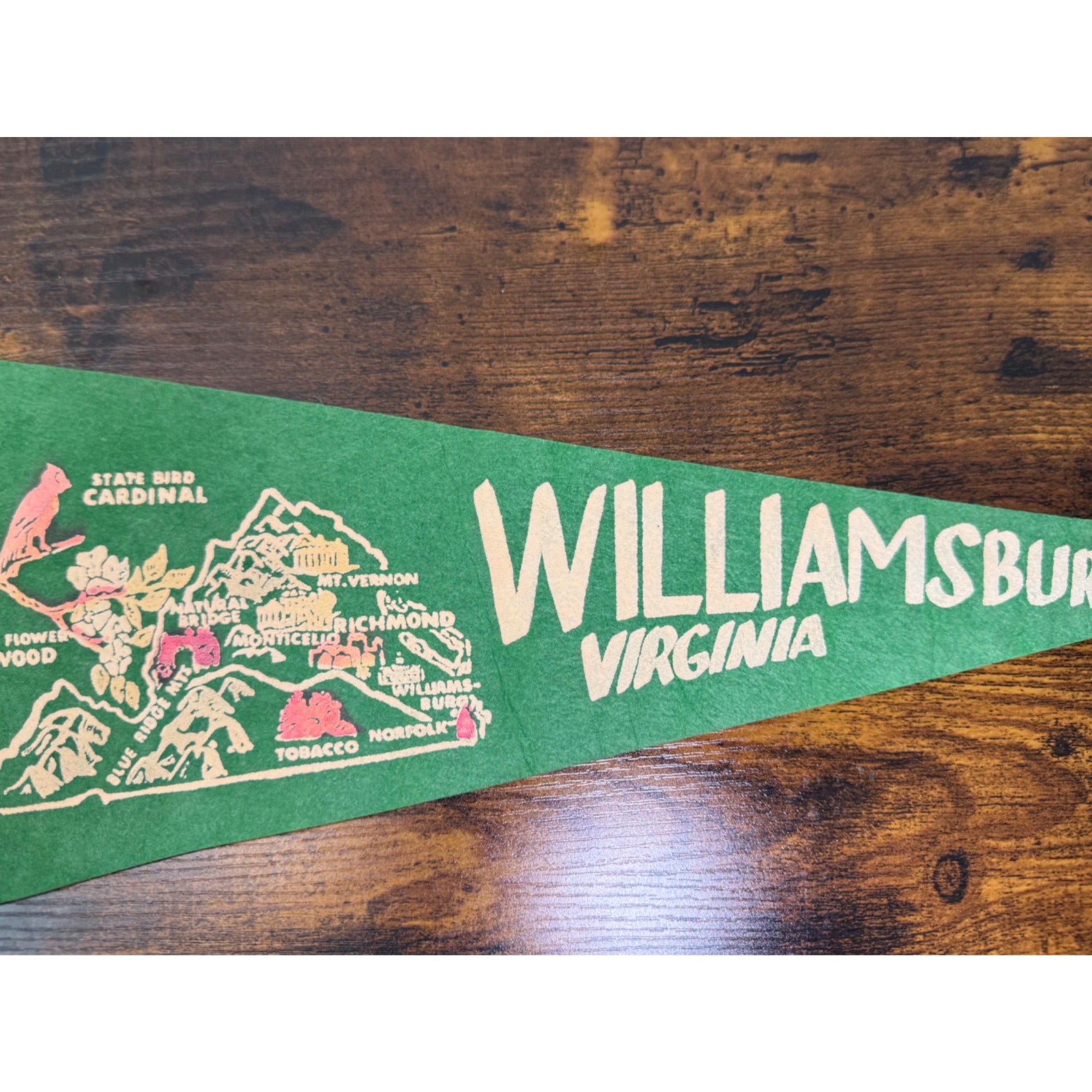 Vintage Williamsburg Virginia Felt Souvenir Pennant With State Map Graphics