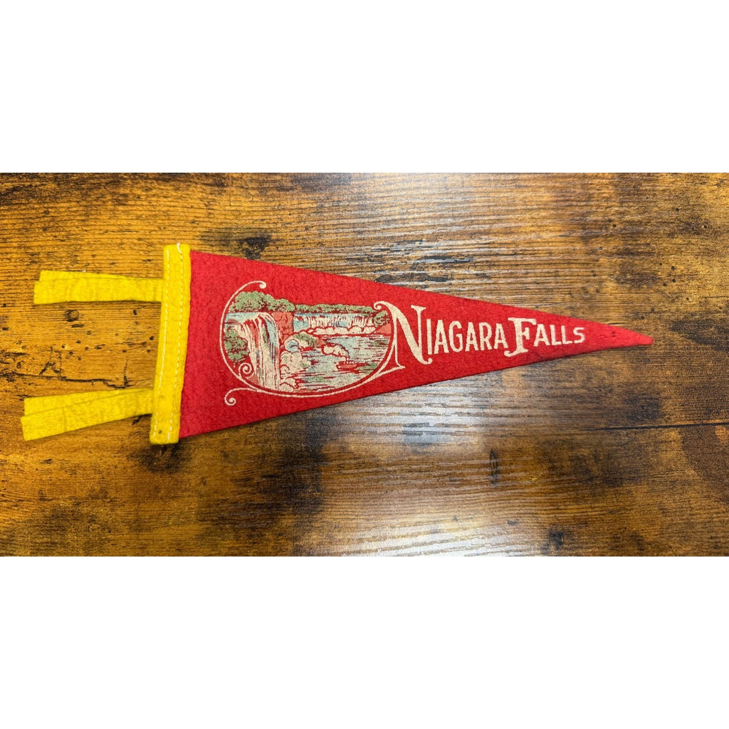 Vintage Niagara Falls mini pennant