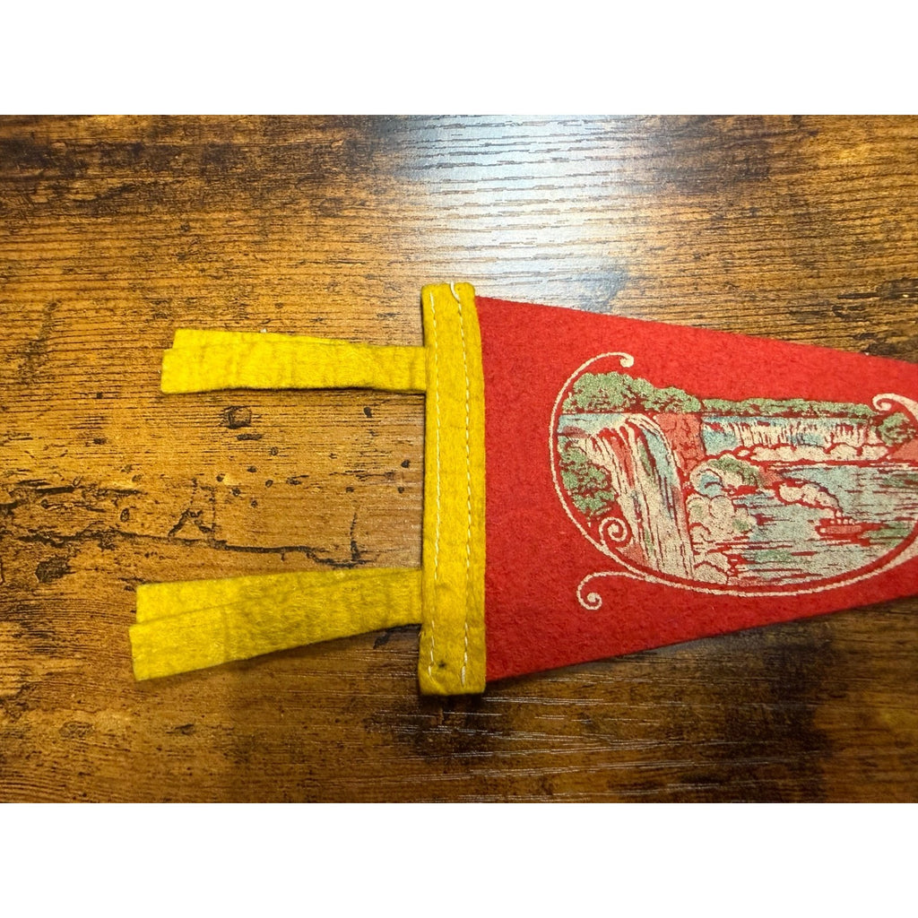 Vintage Niagara Falls mini pennant