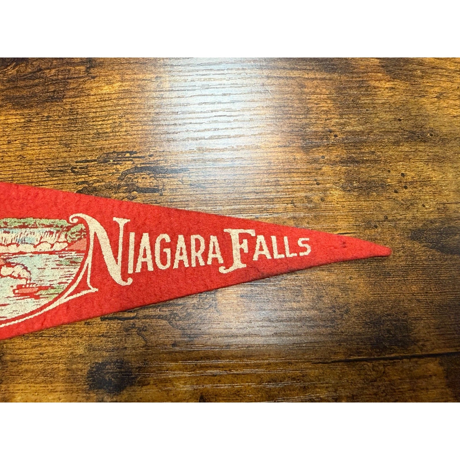 Vintage Niagara Falls mini pennant