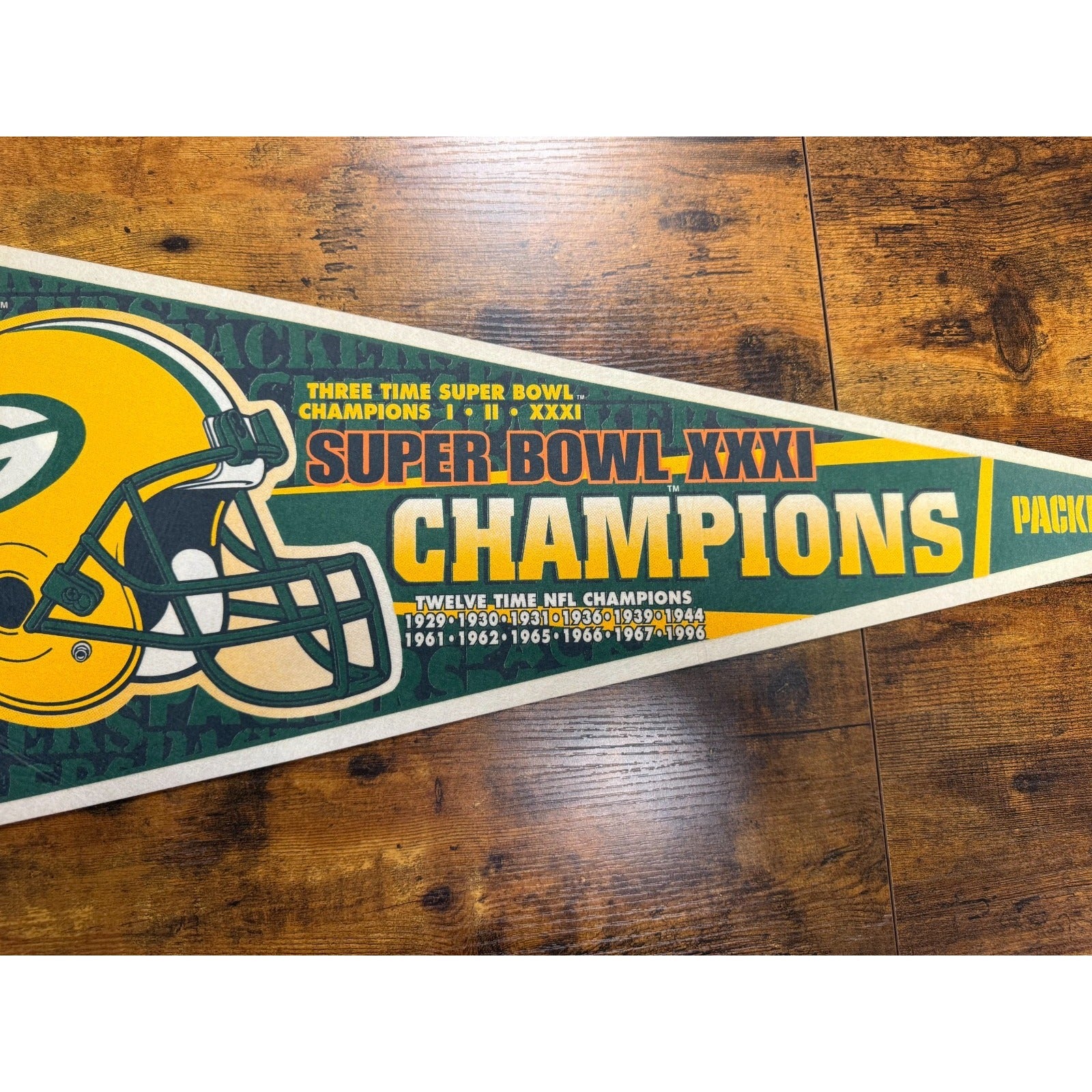 Vintage Green Bay Packers Super Bowl XXXI Champions Full Size Pennant