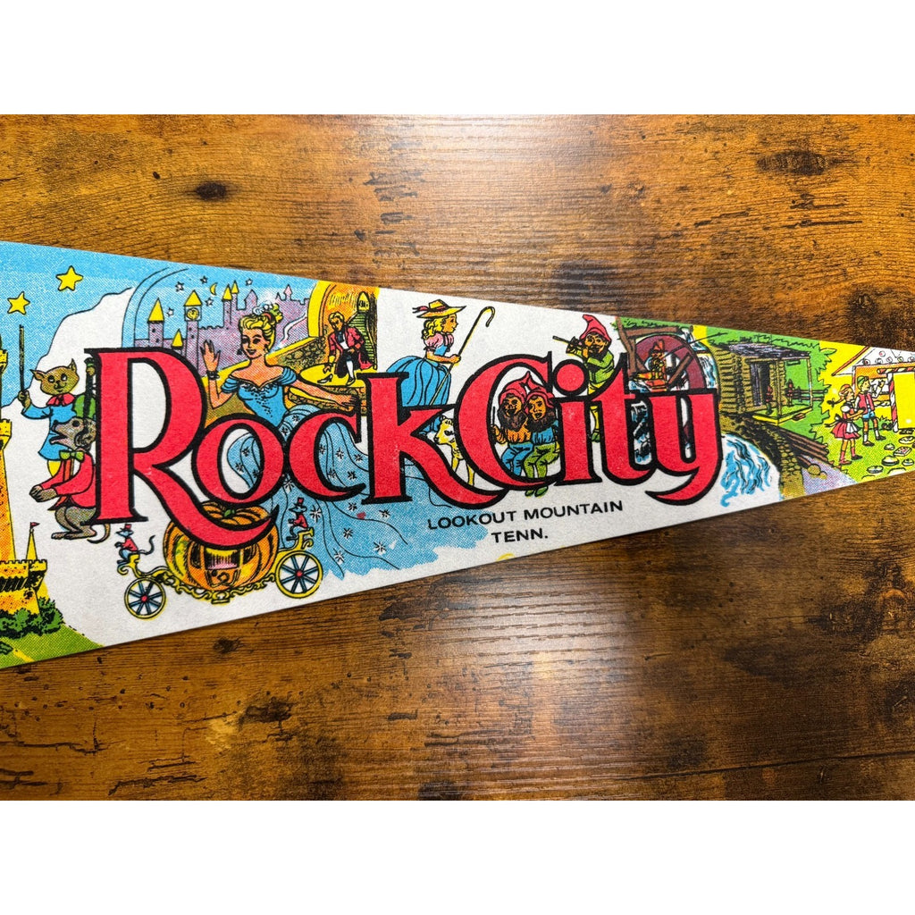Vintage Rock City, Lookout Mountain, TN pennant