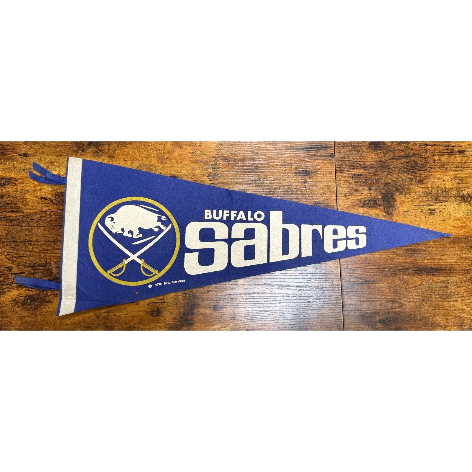 Vintage 1970 NHL Buffalo Sabres pennant