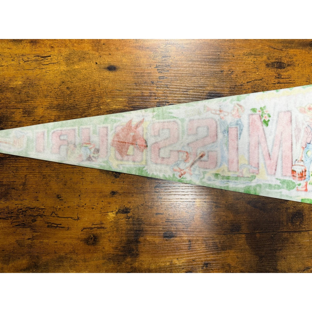 Vintage Missouri state pennant