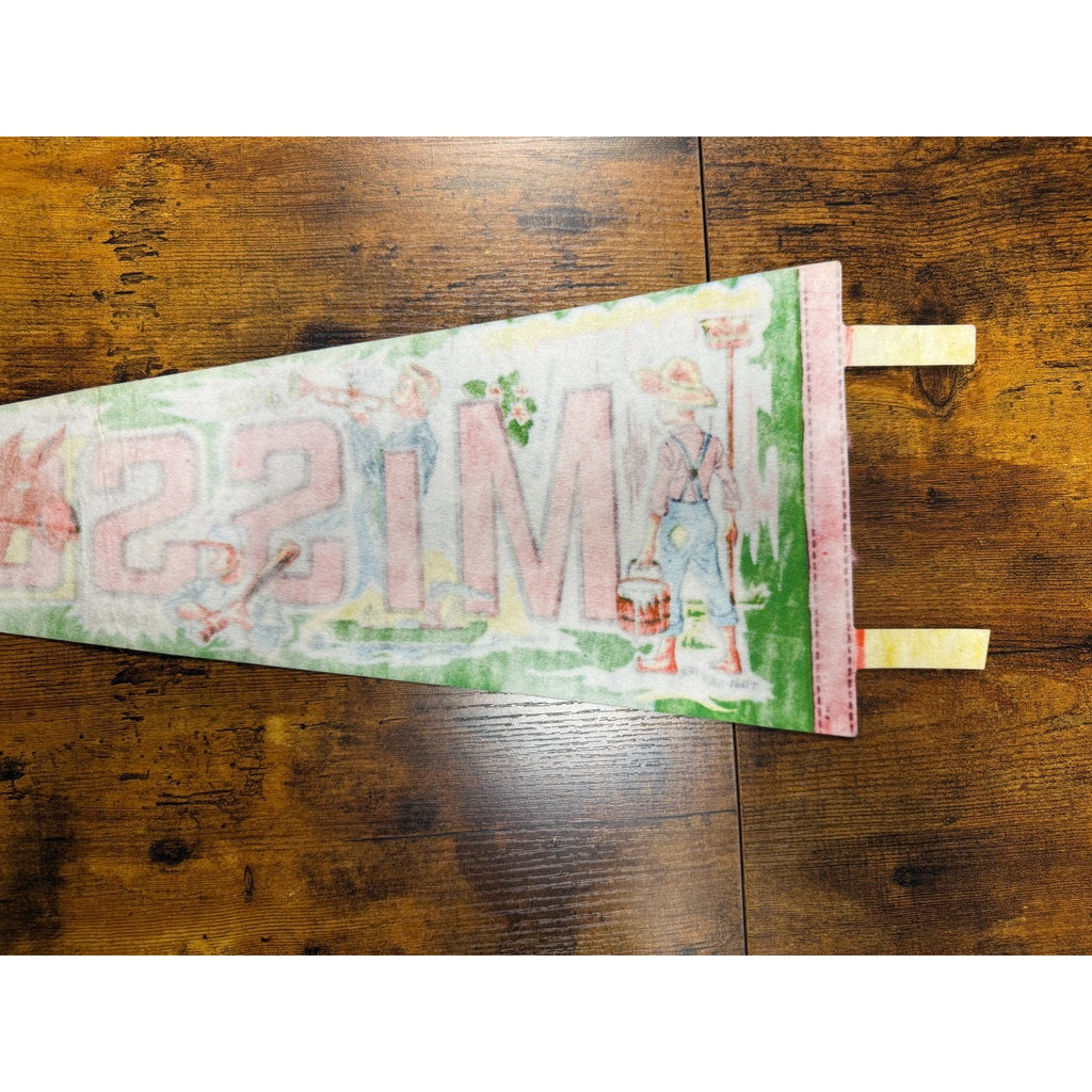 Vintage Missouri state pennant