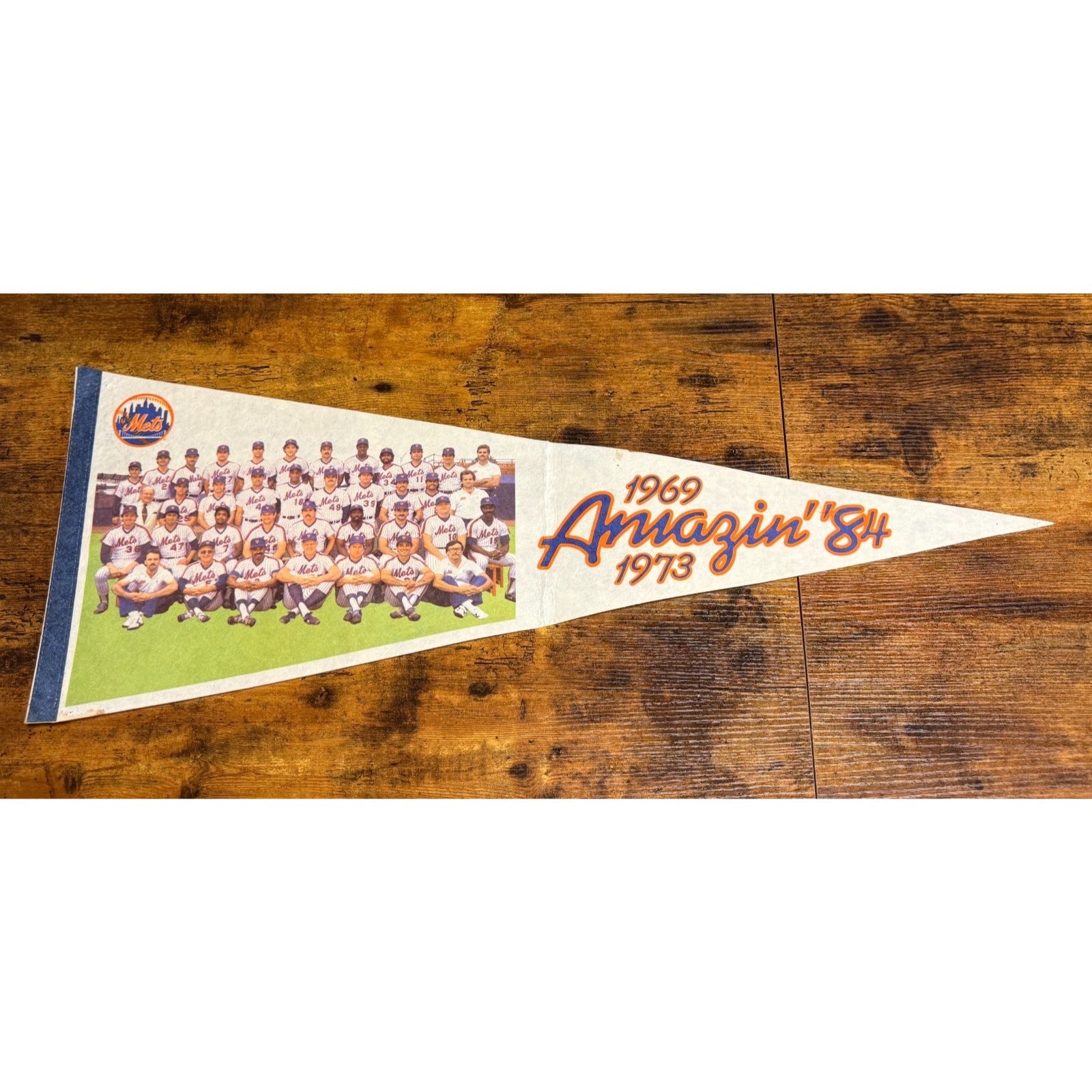 Vintage MLB Amazin' '84 New York Mets pennant