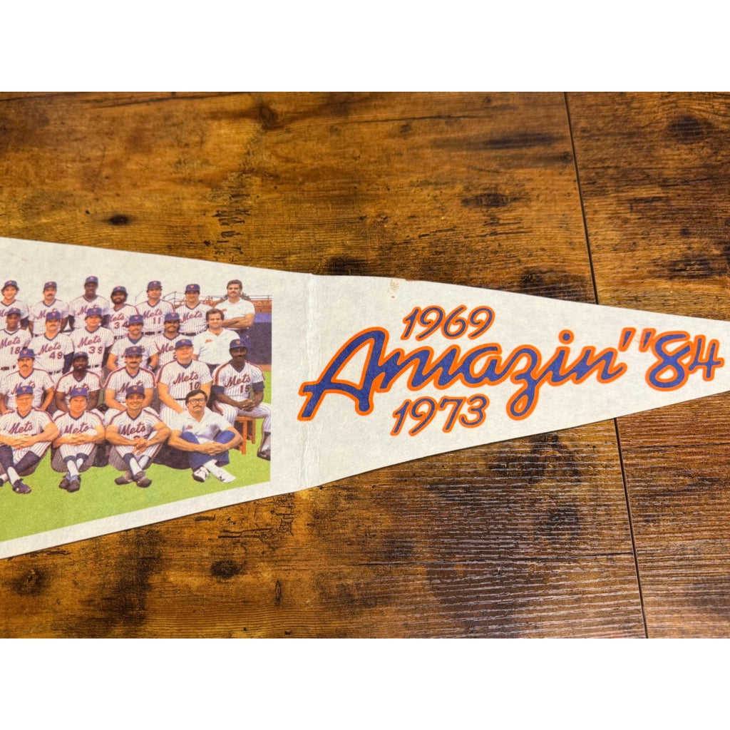 Vintage MLB Amazin' '84 New York Mets pennant