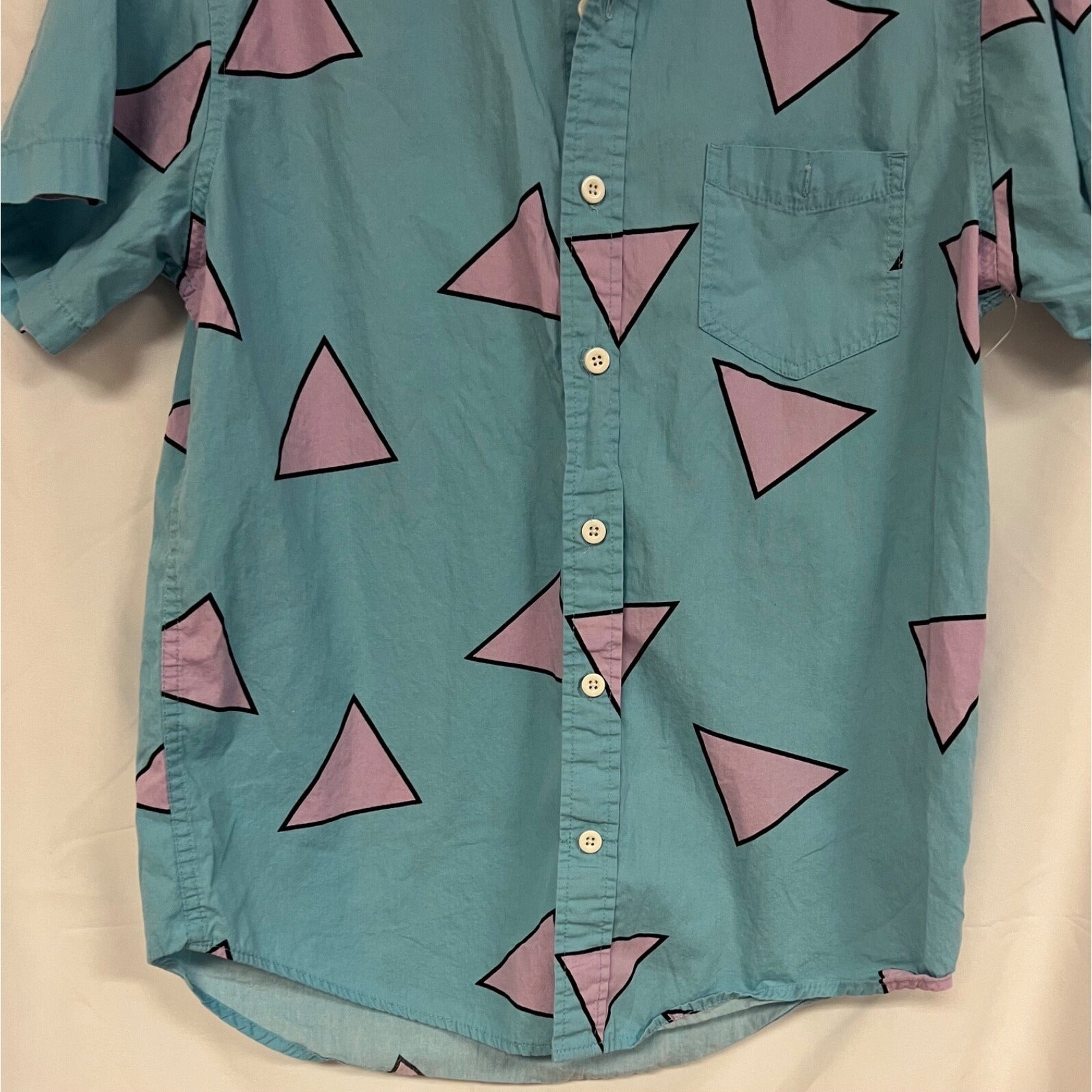 Nickelodeon's Box Lunch Rocko's Modern Life button up shirt size Small