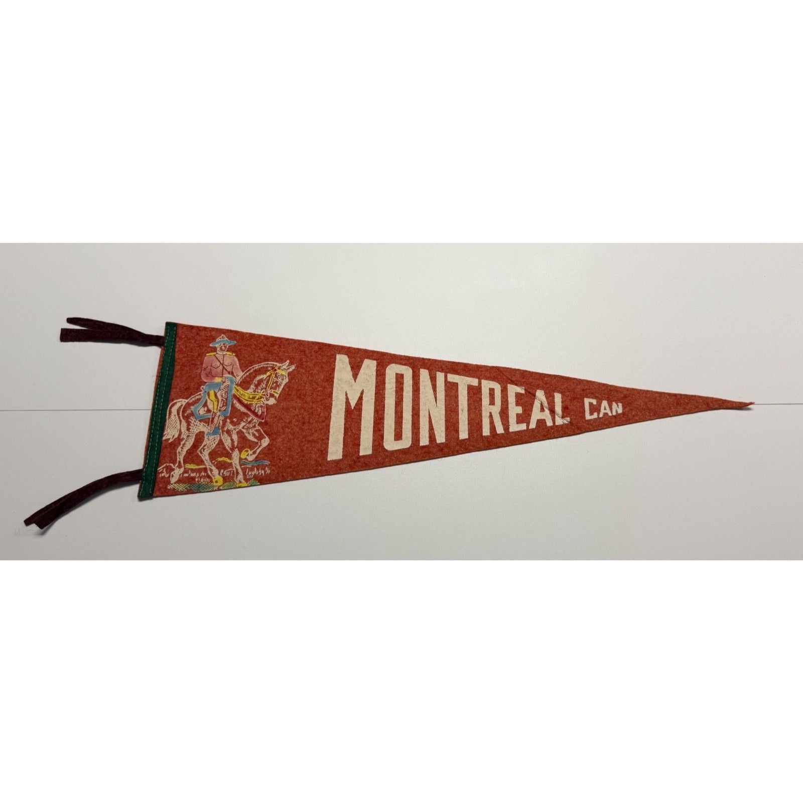 Vintage Montreal, Canada pennant