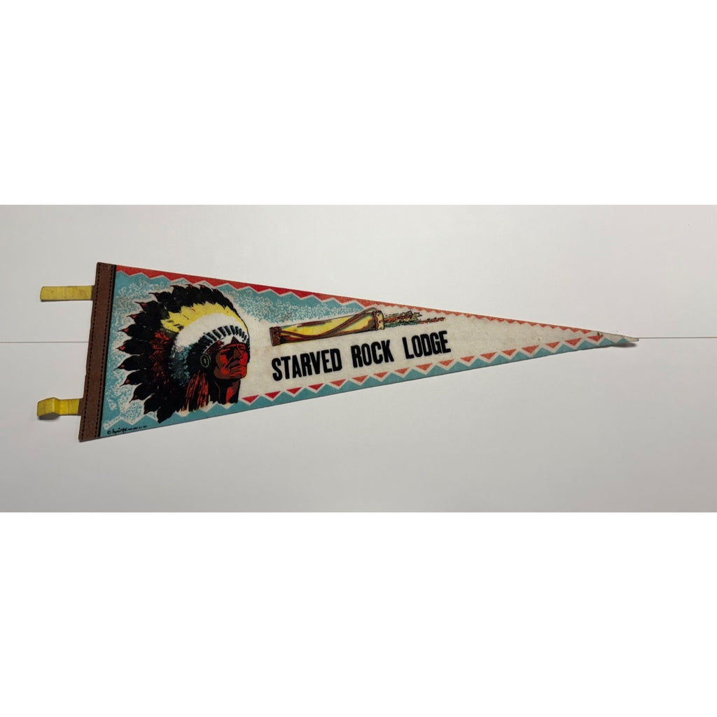 Vintage 1974 Starved Rock Lodge pennant