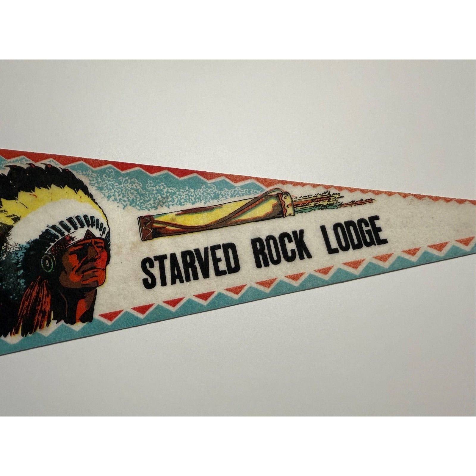 Vintage 1974 Starved Rock Lodge pennant