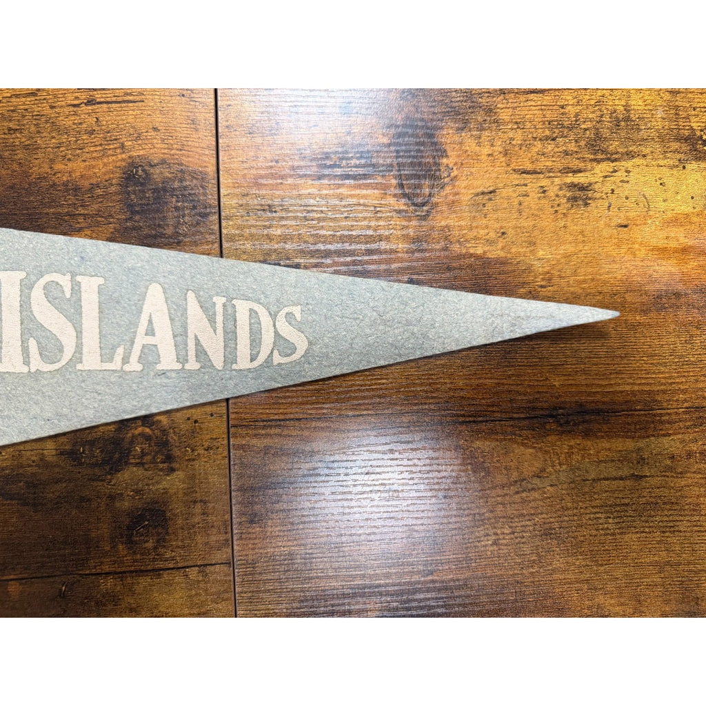 Vintage 1000 Islands pennant
