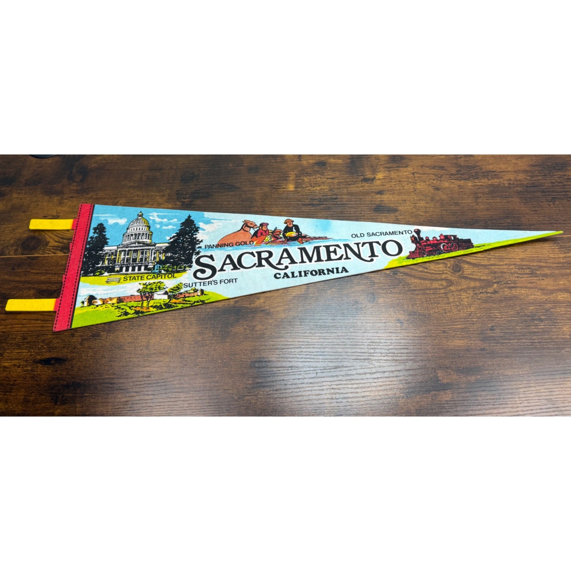 Vintage Sacramento California Felt Pennant Landmarks & State Capitol 25.5 inches