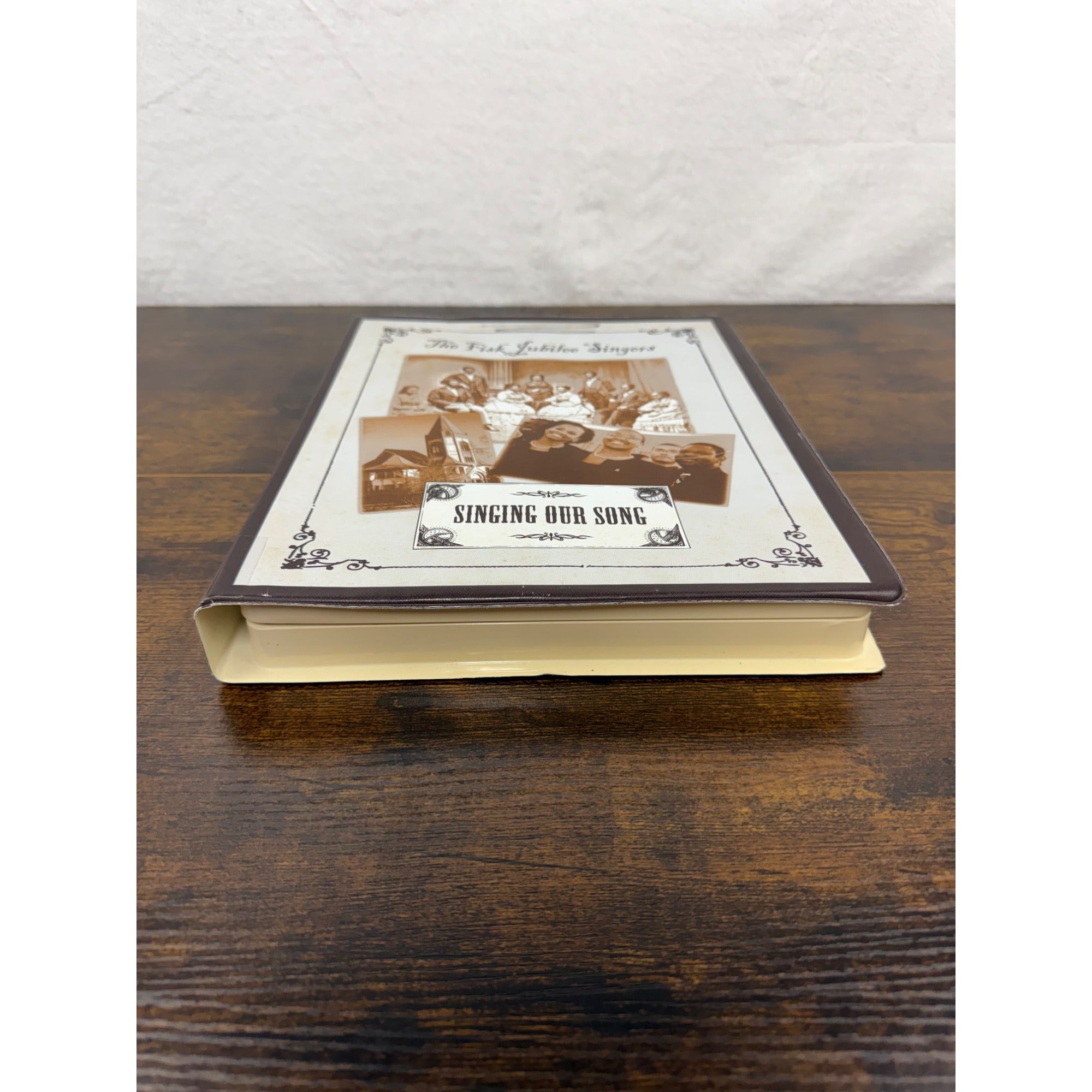 The Fisk Jubilee Singers: Singing Our Song Hard case set