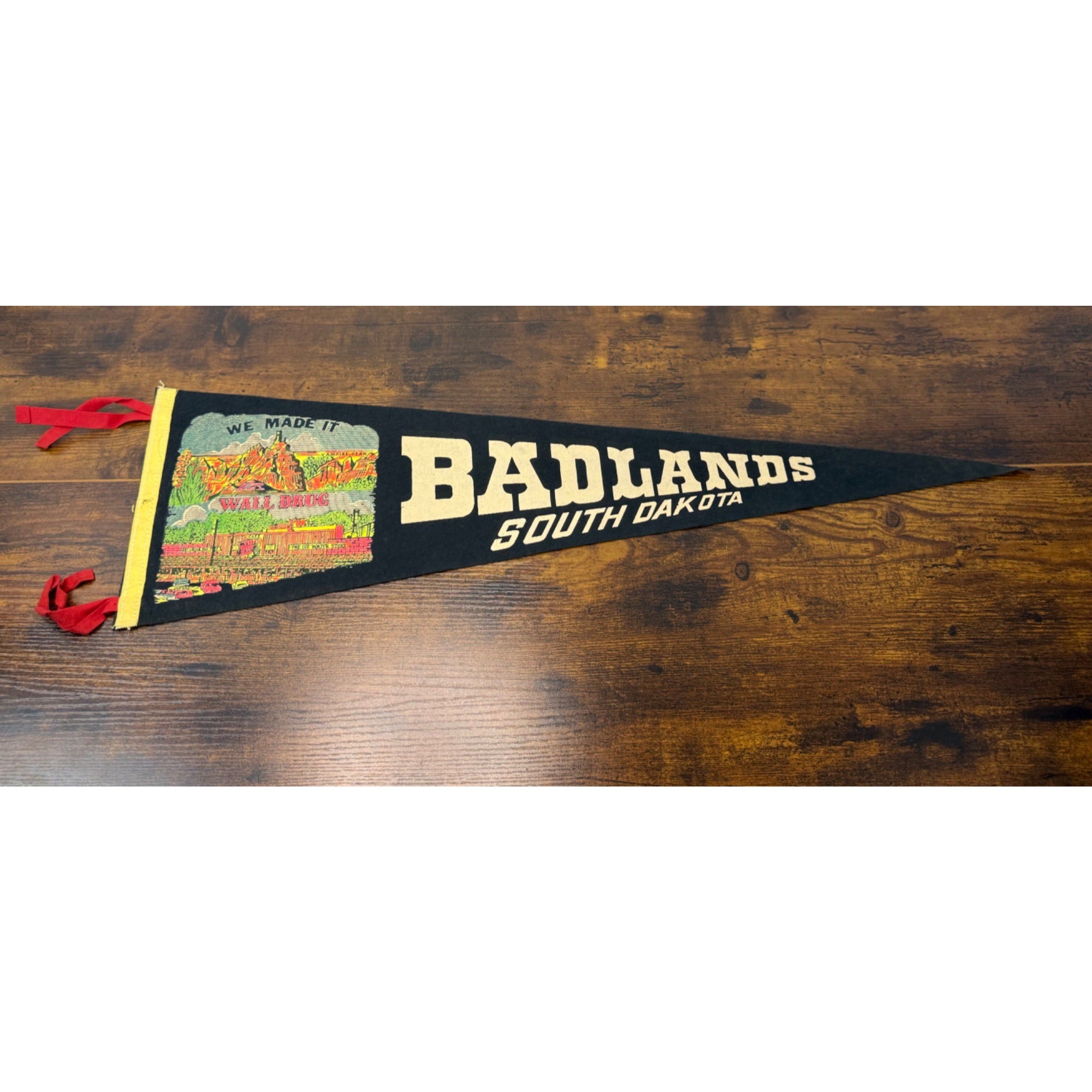 Vintage Badlands South Dakota Wall Drug Felt Pennant With Red Ties