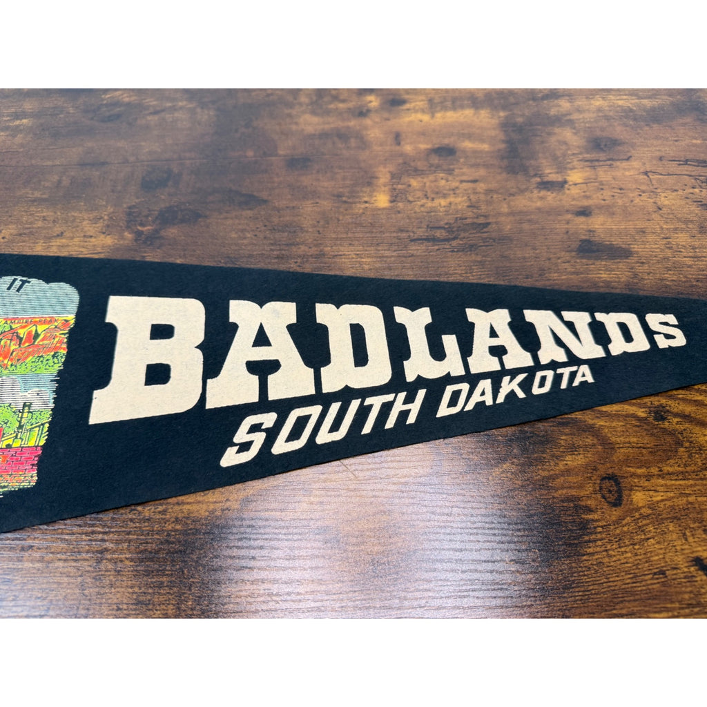 Vintage Badlands South Dakota Wall Drug Felt Pennant With Red Ties