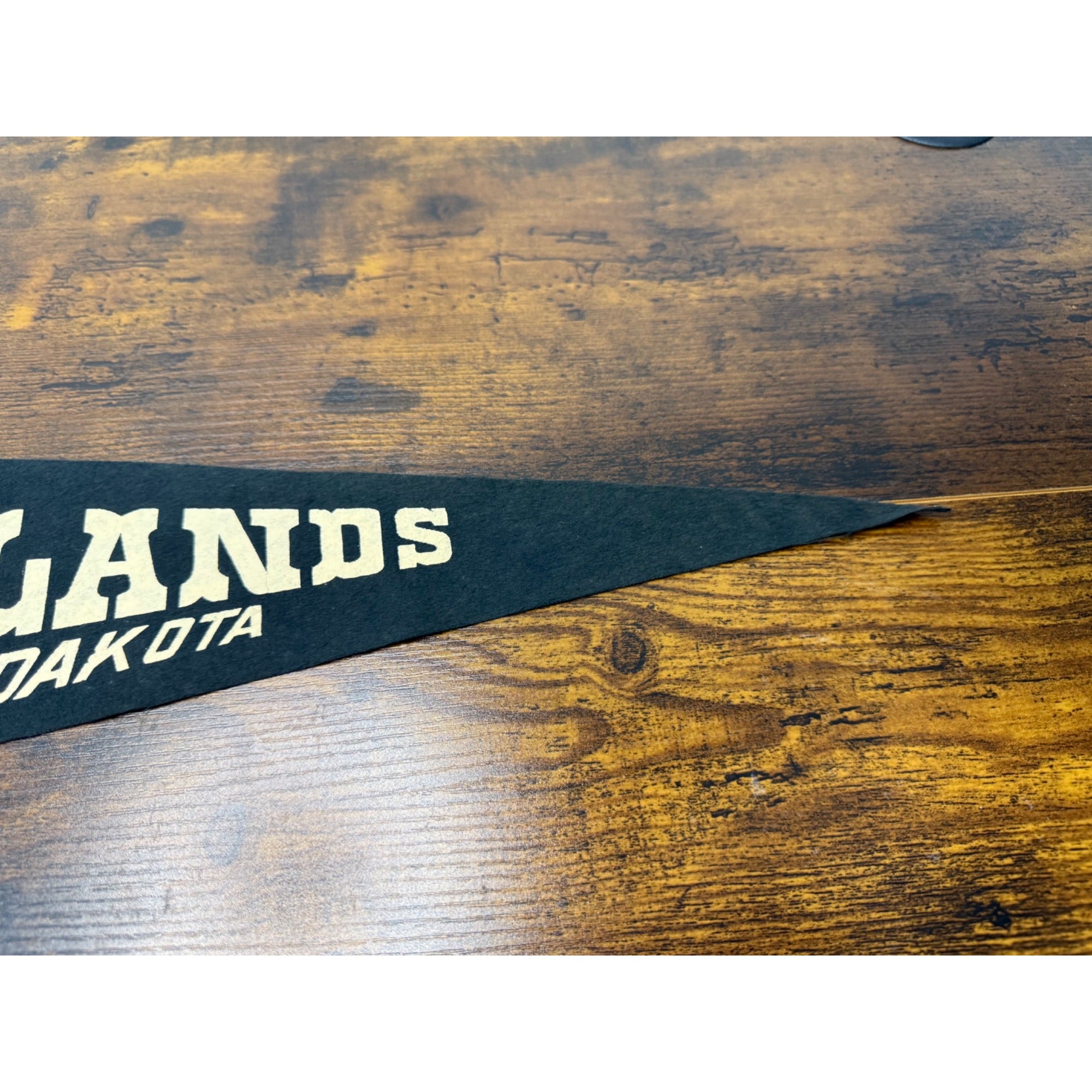 Vintage Badlands South Dakota Wall Drug Felt Pennant With Red Ties