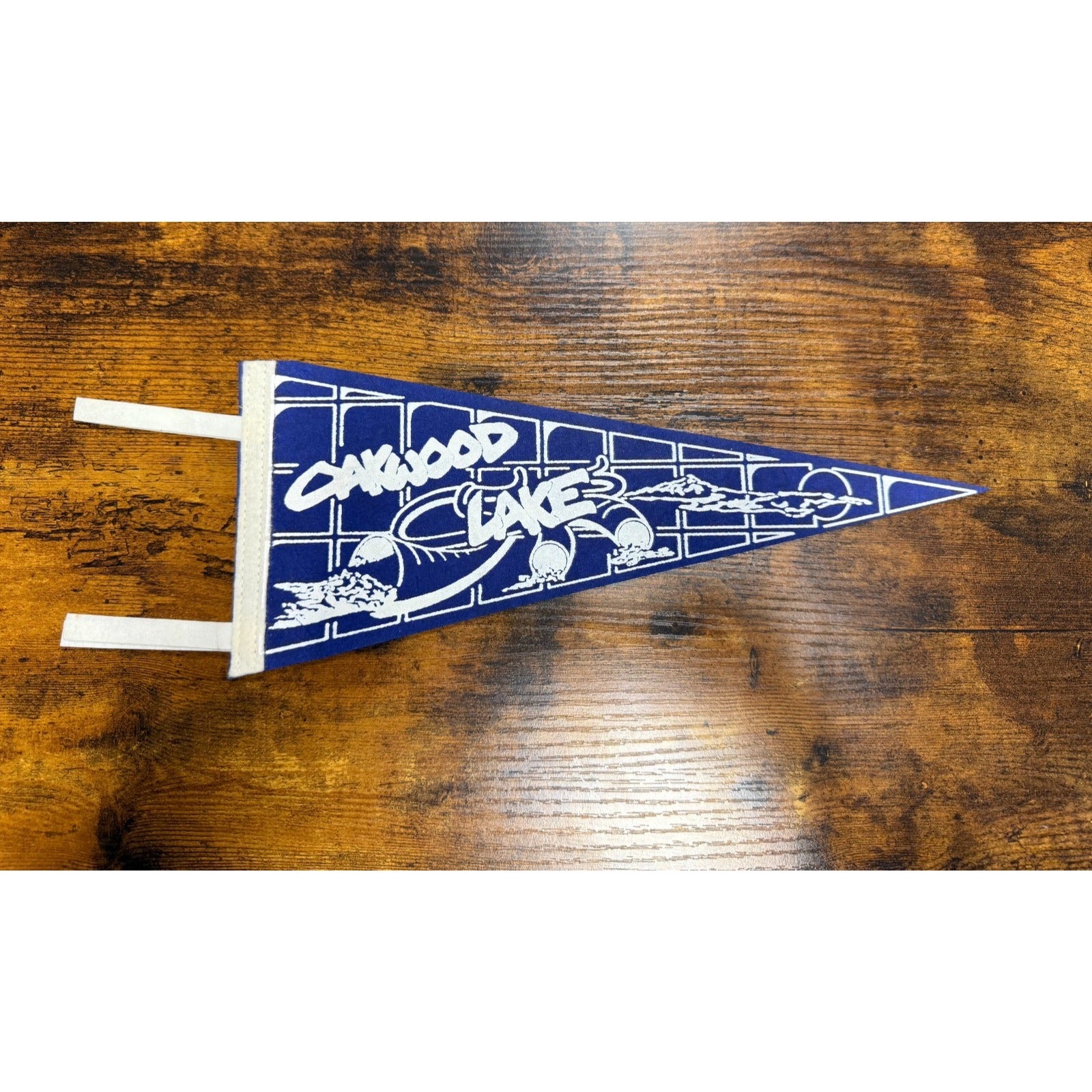Vintage Oakwood Lake pennant