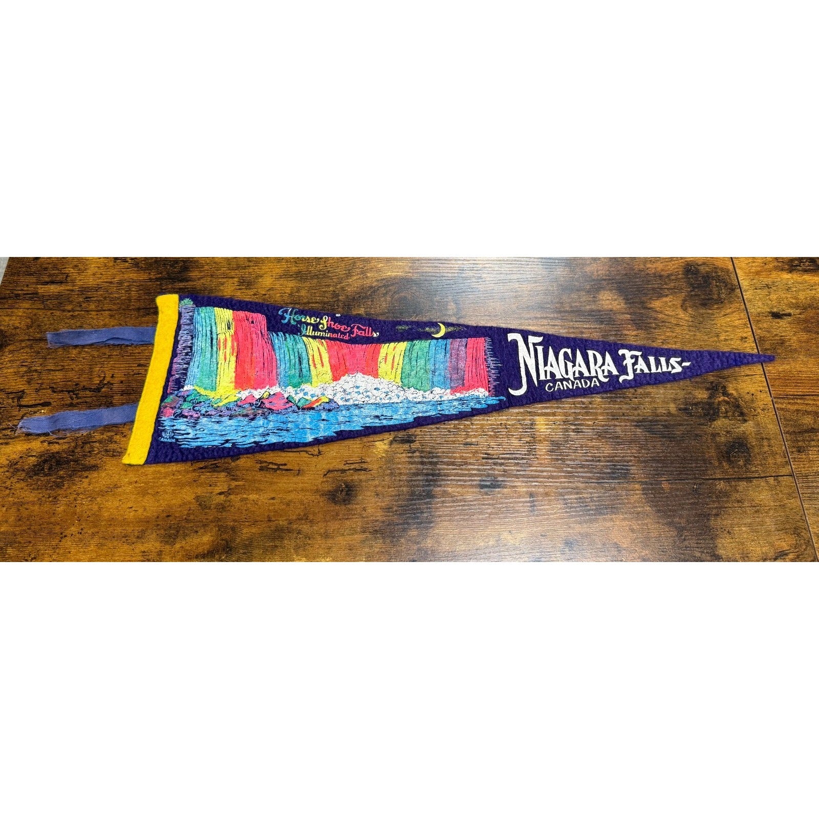 Vintage Niagara Falls, Canada Horseshoe Falls Illuminated pennant