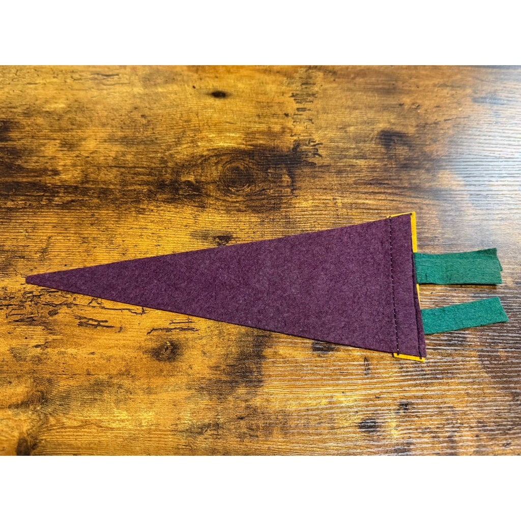 Vintage Cheyenne, Wyo. pennant