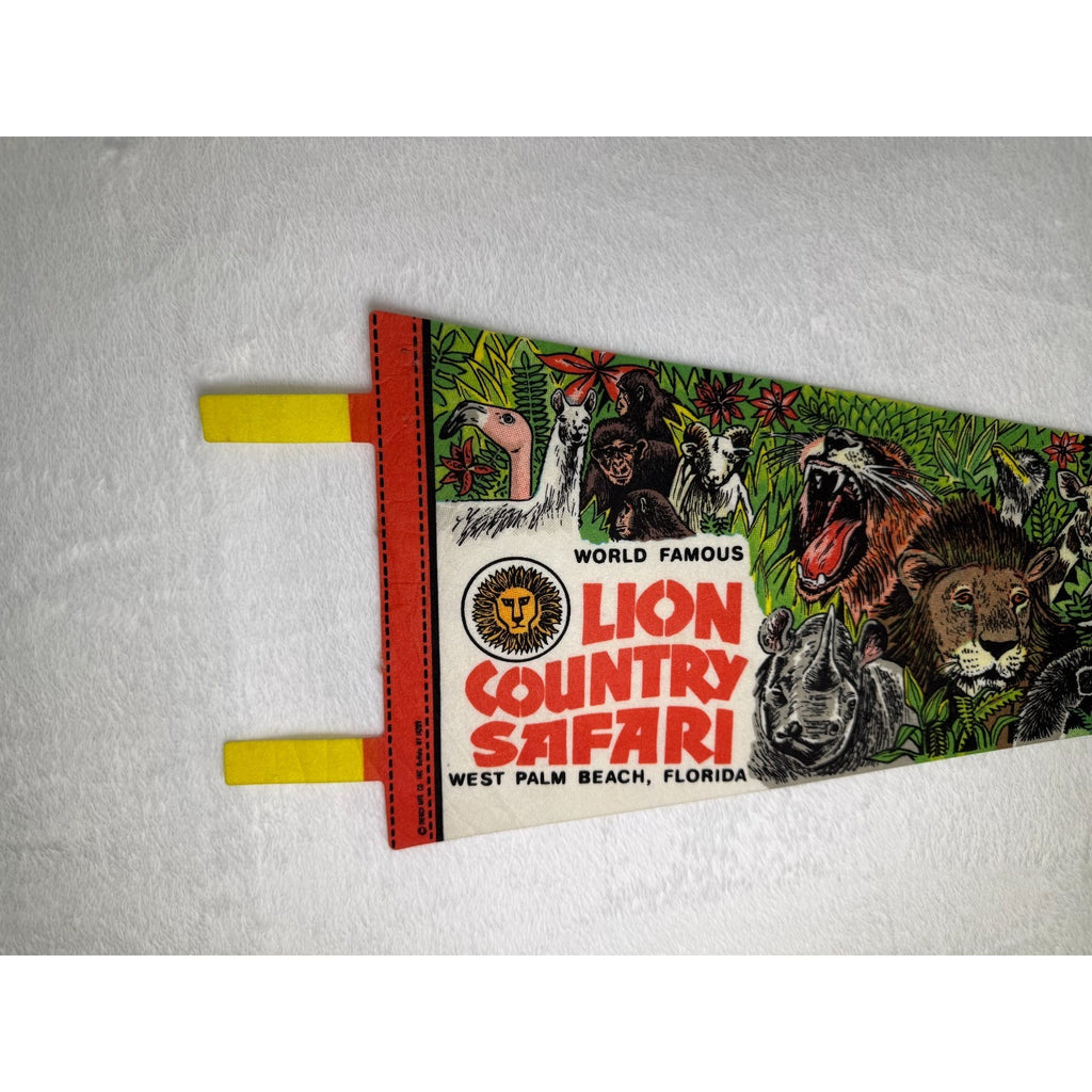 Vintage Lion Country Safari Pennant West Palm Beach Florida Souvenir Flag